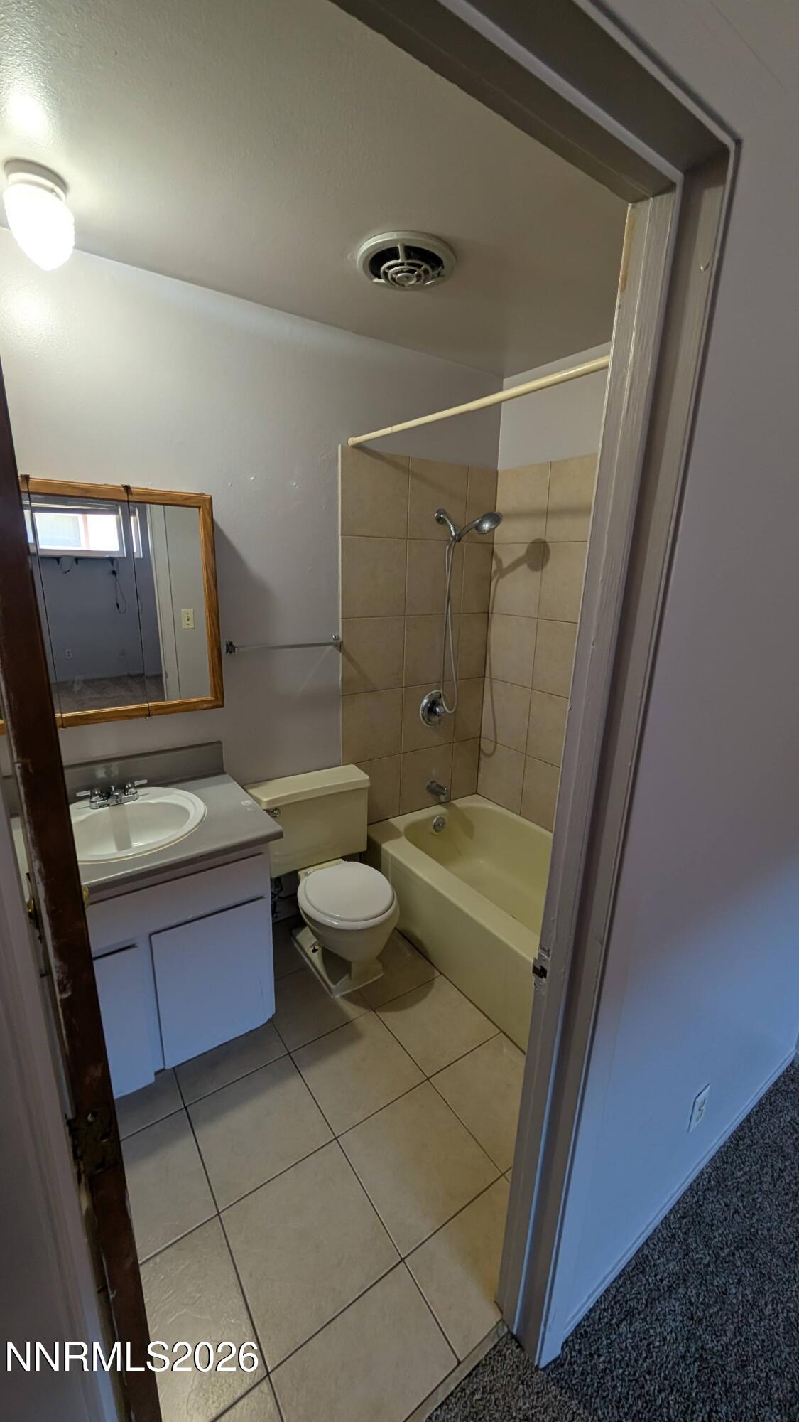 1312 Como Street Property Photo 4