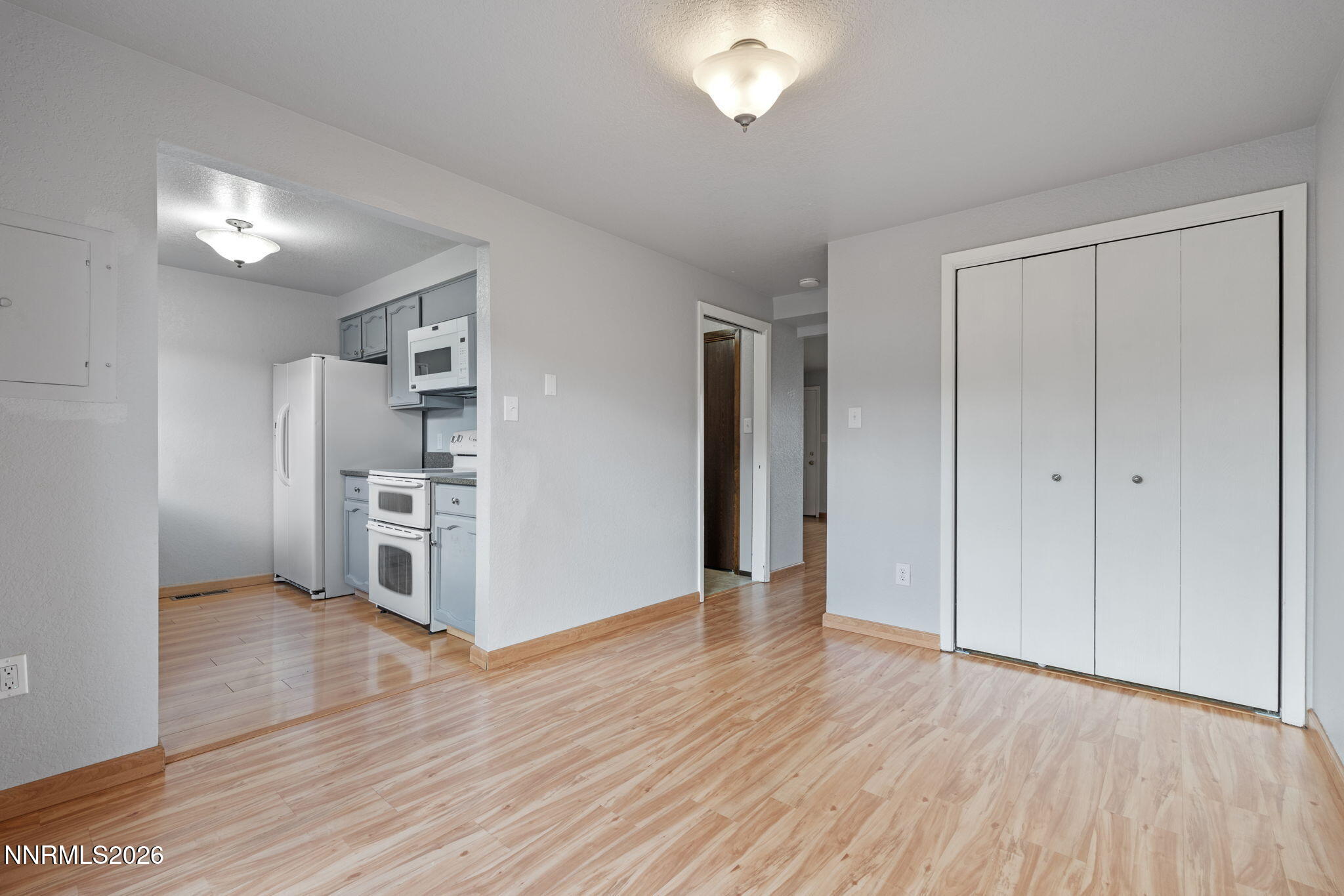 718 Travis Drive Unit B Property Photo 10