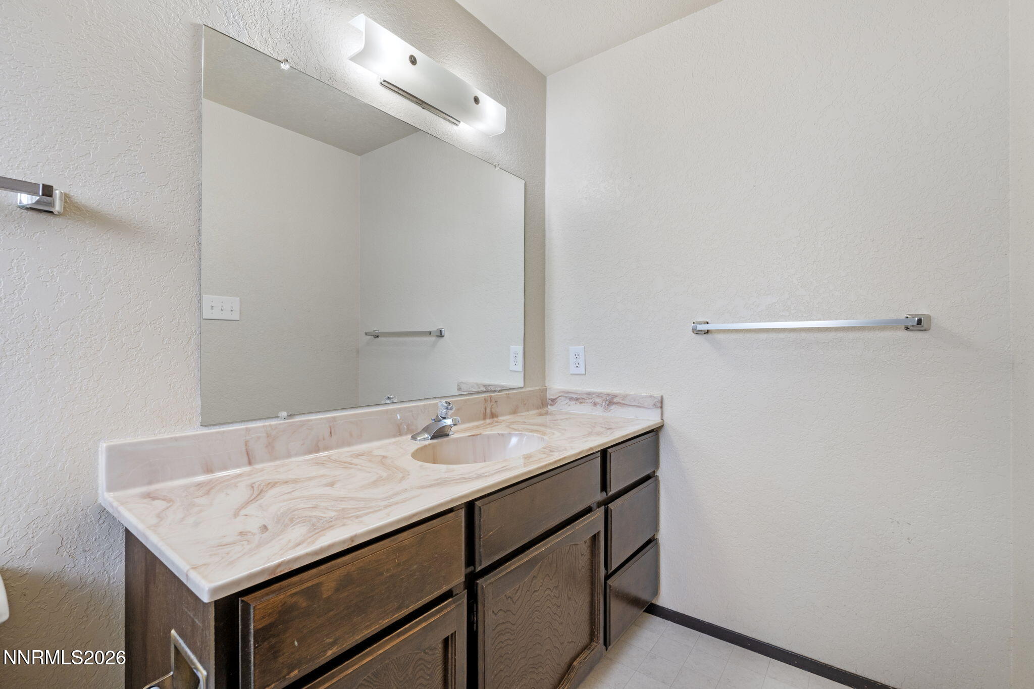718 Travis Drive Unit B Property Photo 22