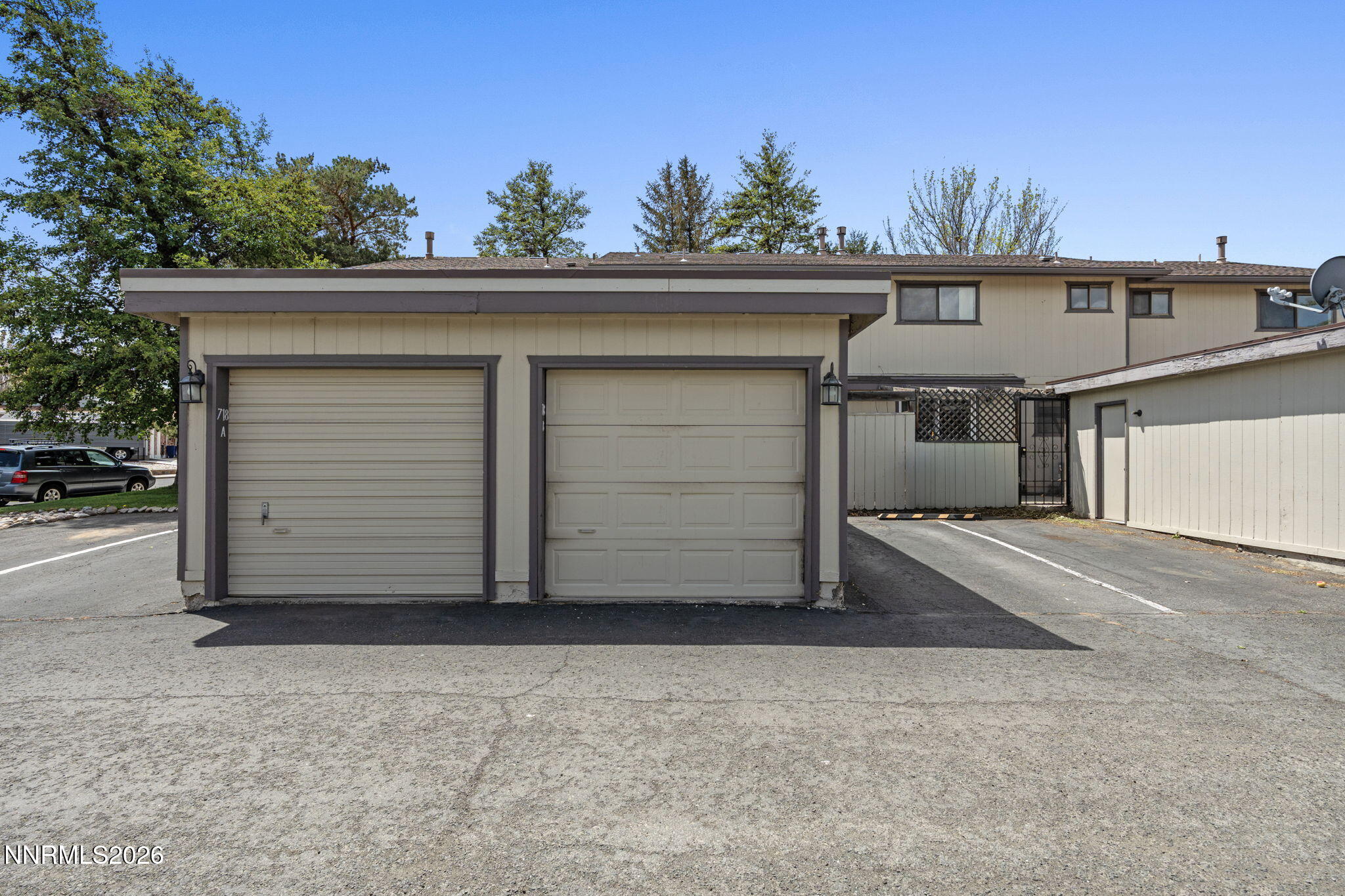718 Travis Drive Unit B Property Photo 27