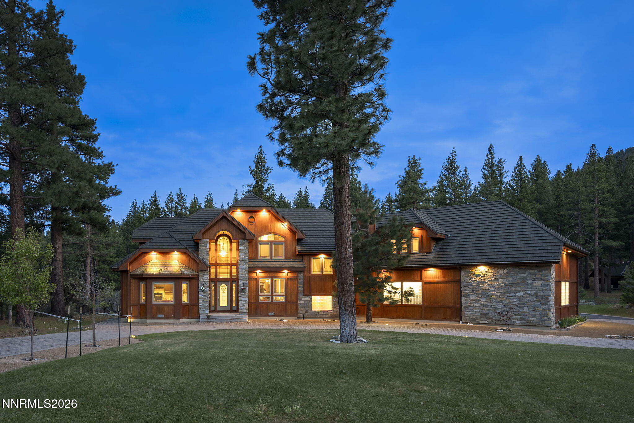 60 Yellow Pine Circle Property Photo 1