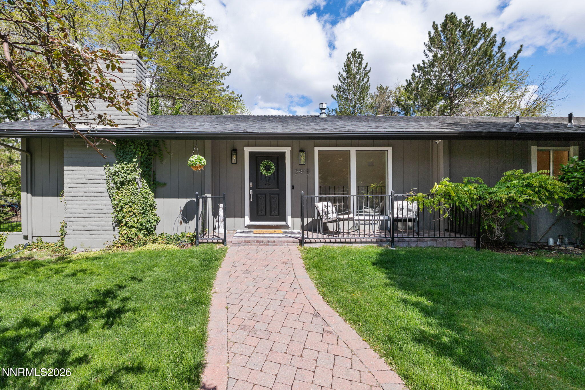 2915 Solari Drive Property Photo 1