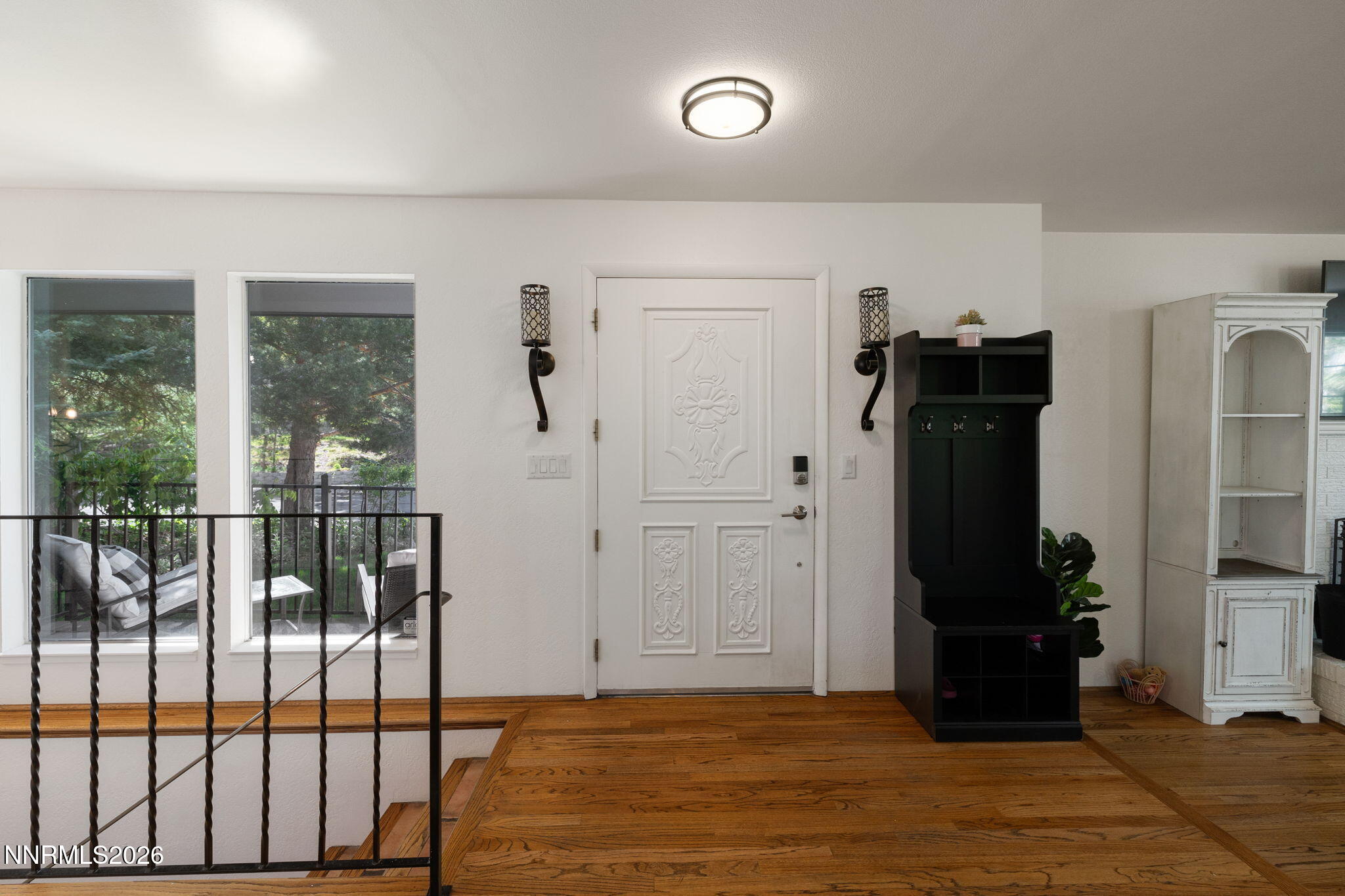 2915 Solari Drive Property Photo 6