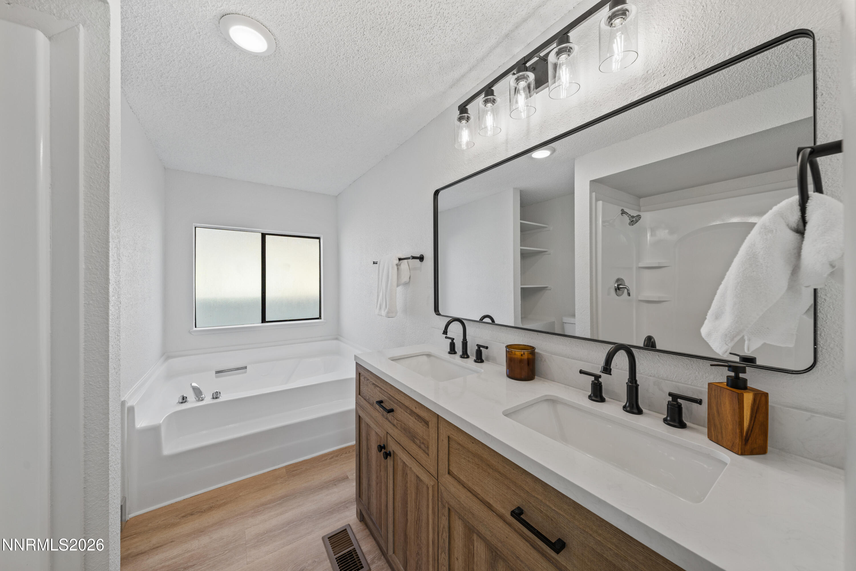 239 Rue De La Chartreuse Property Photo 11