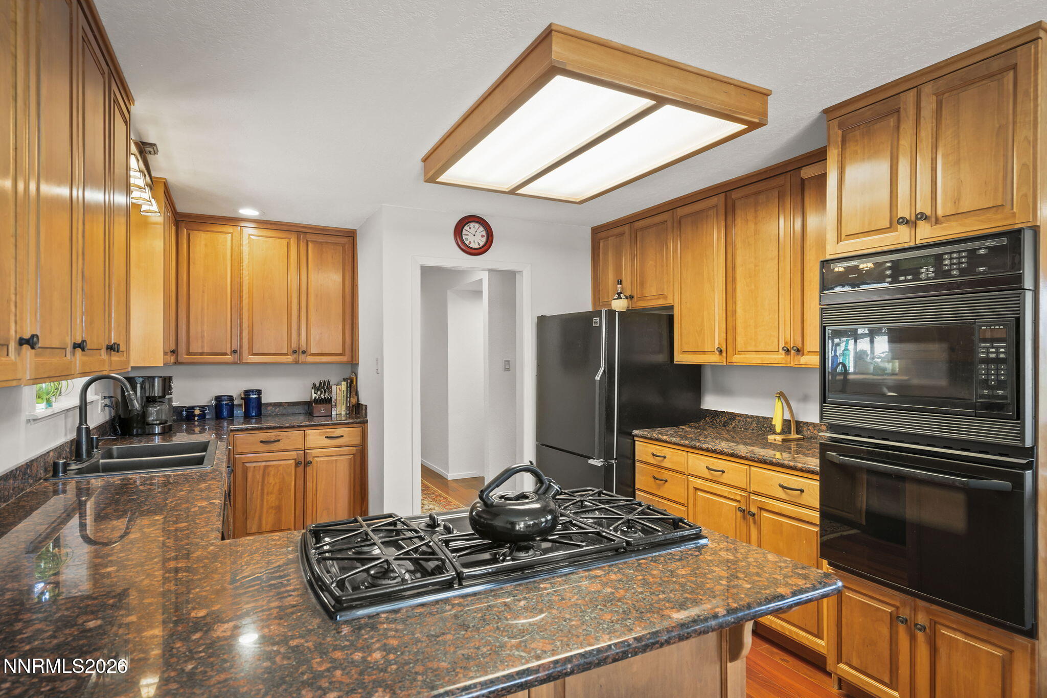 594 Tyner Way Property Photo 12
