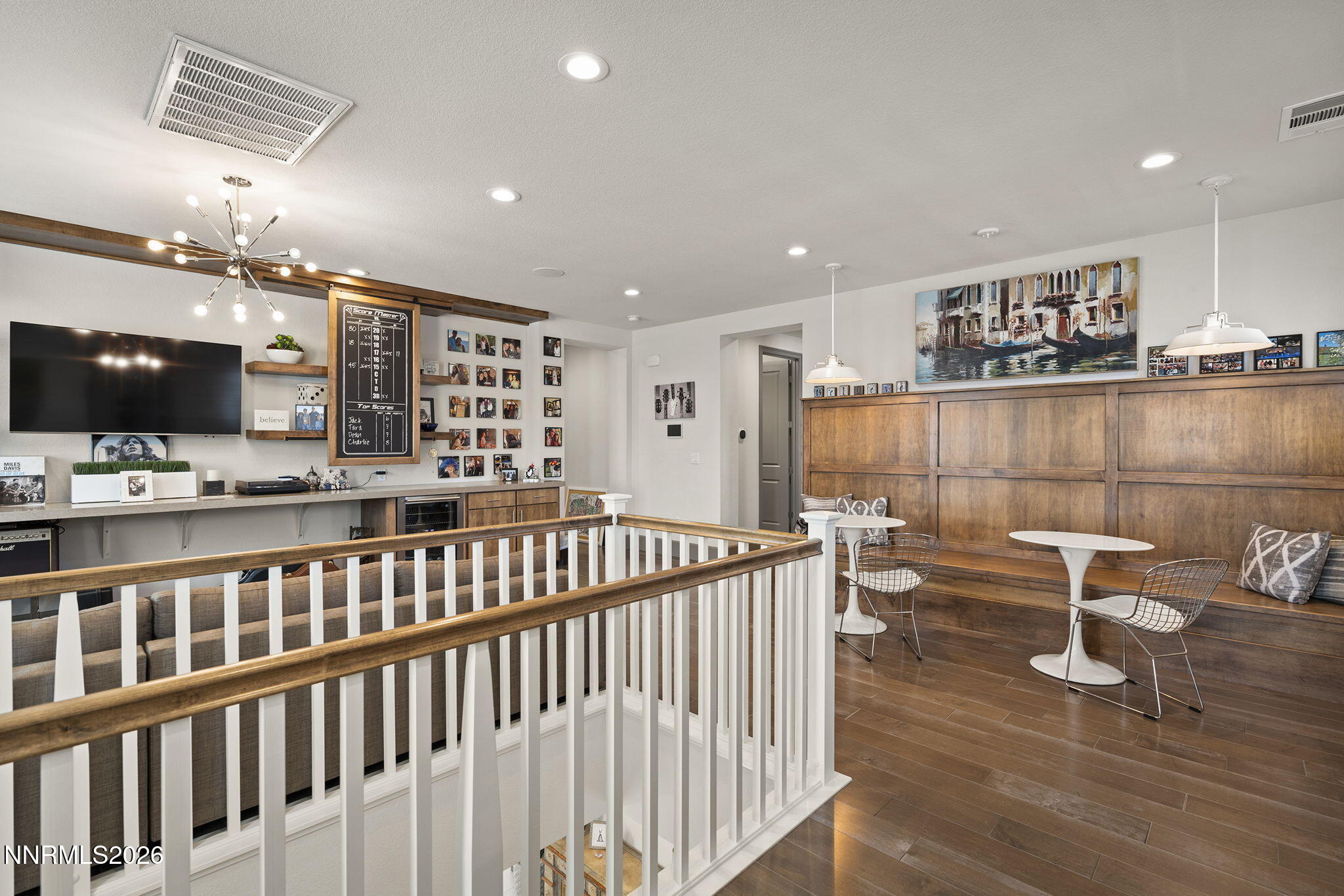 9307 Sky Dune Way Property Photo 32