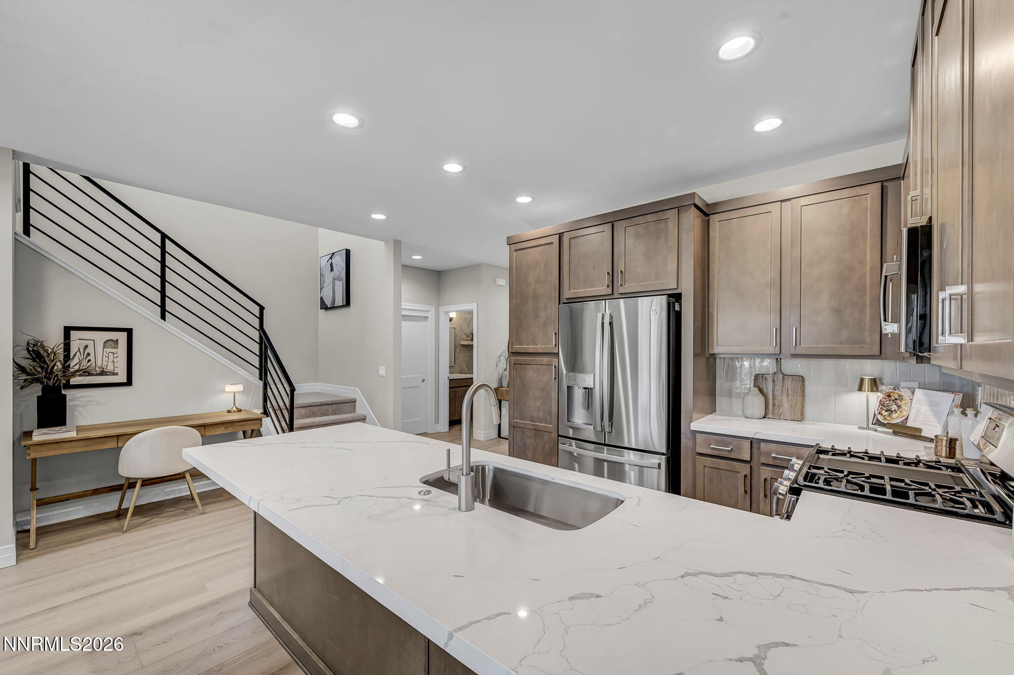 542 Bayonne Avenue Property Photo 8