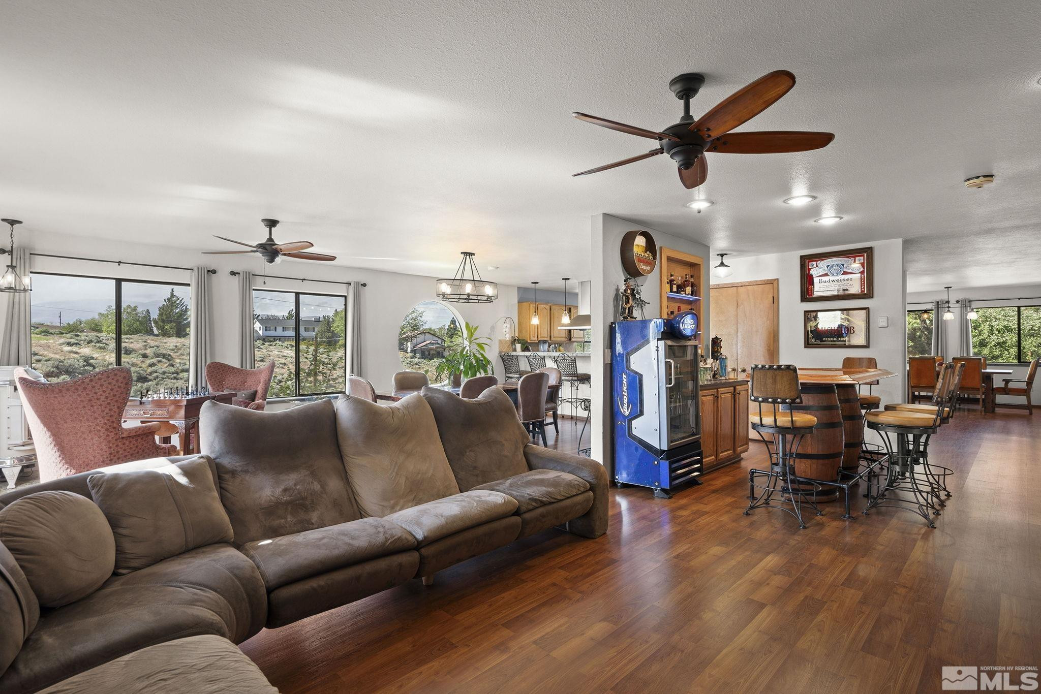3075 Markridge Drive Property Photo 10