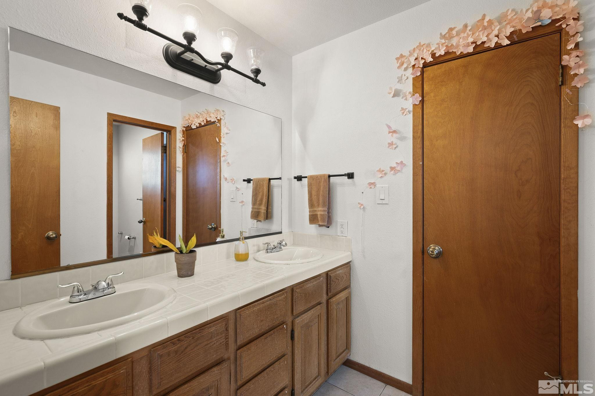 3075 Markridge Drive Property Photo 24