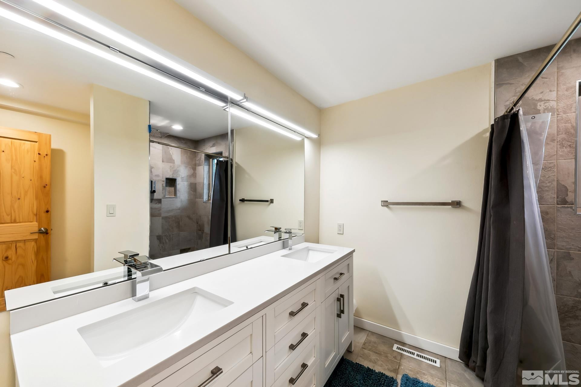 332 Barton Drive Property Photo 20