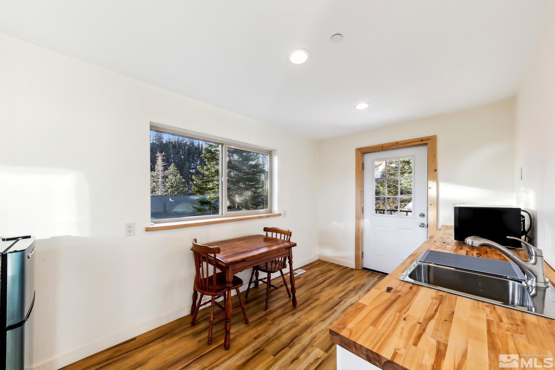 332 Barton Drive Property Photo 25