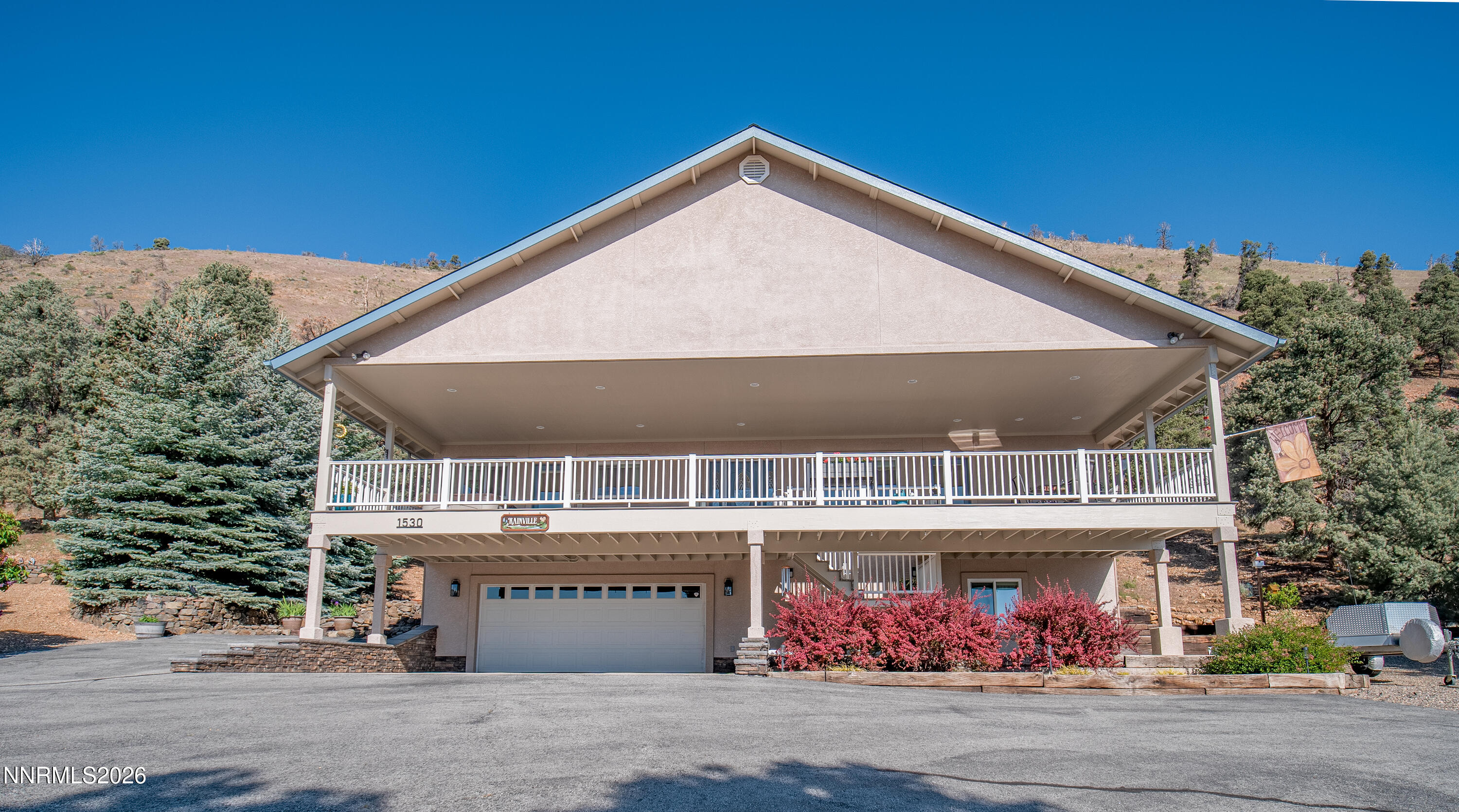 1530 Moss Circle Property Photo 2