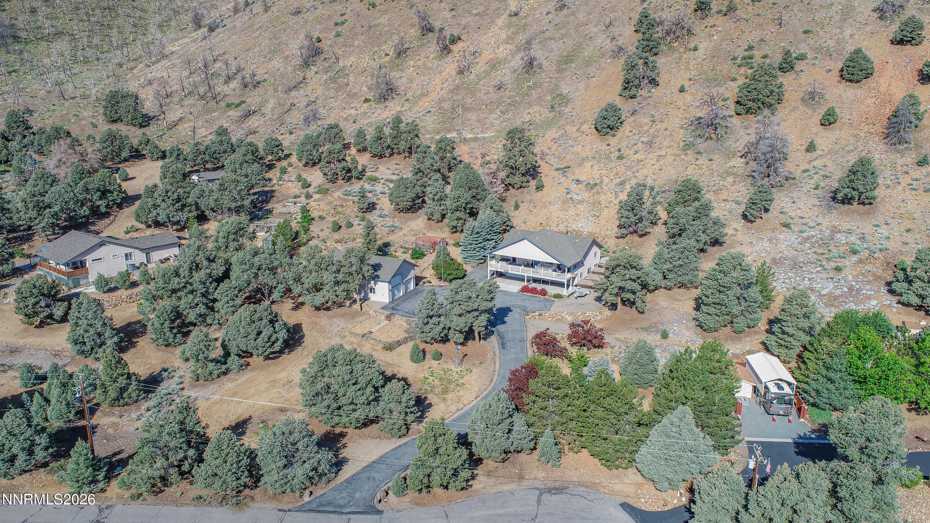 1530 Moss Circle Property Photo 3