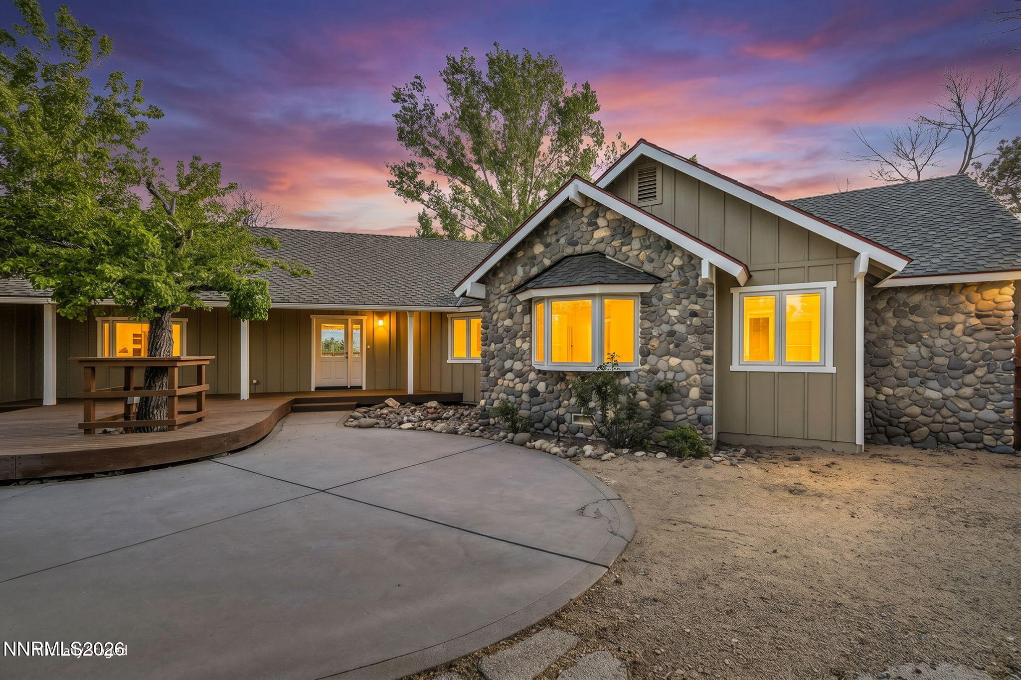 1097 Meadowlark Circle