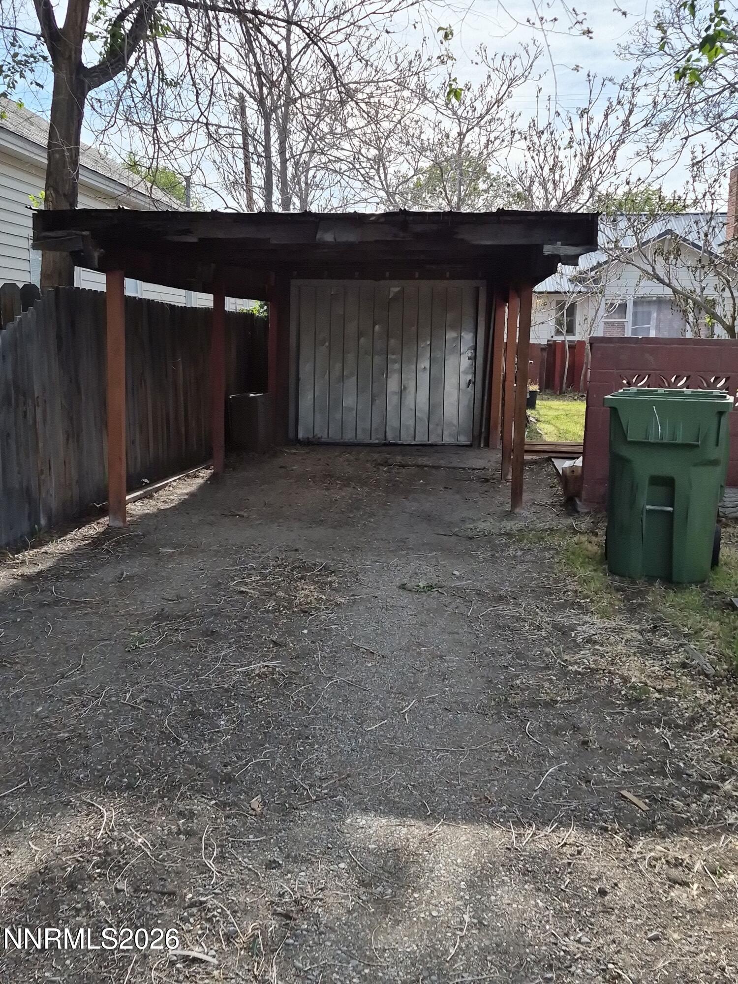 210 S Taylor Street Property Photo 12