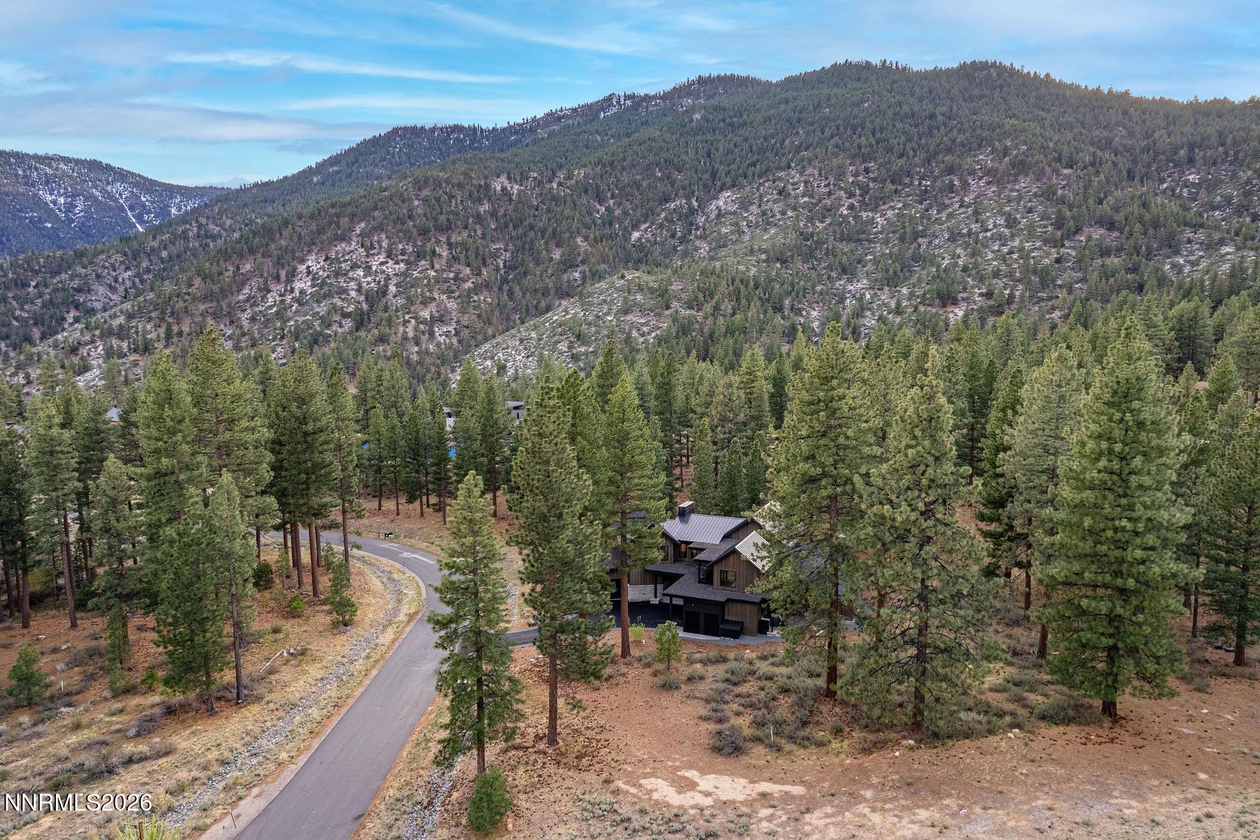 64 Boulders Bend Property Photo 45