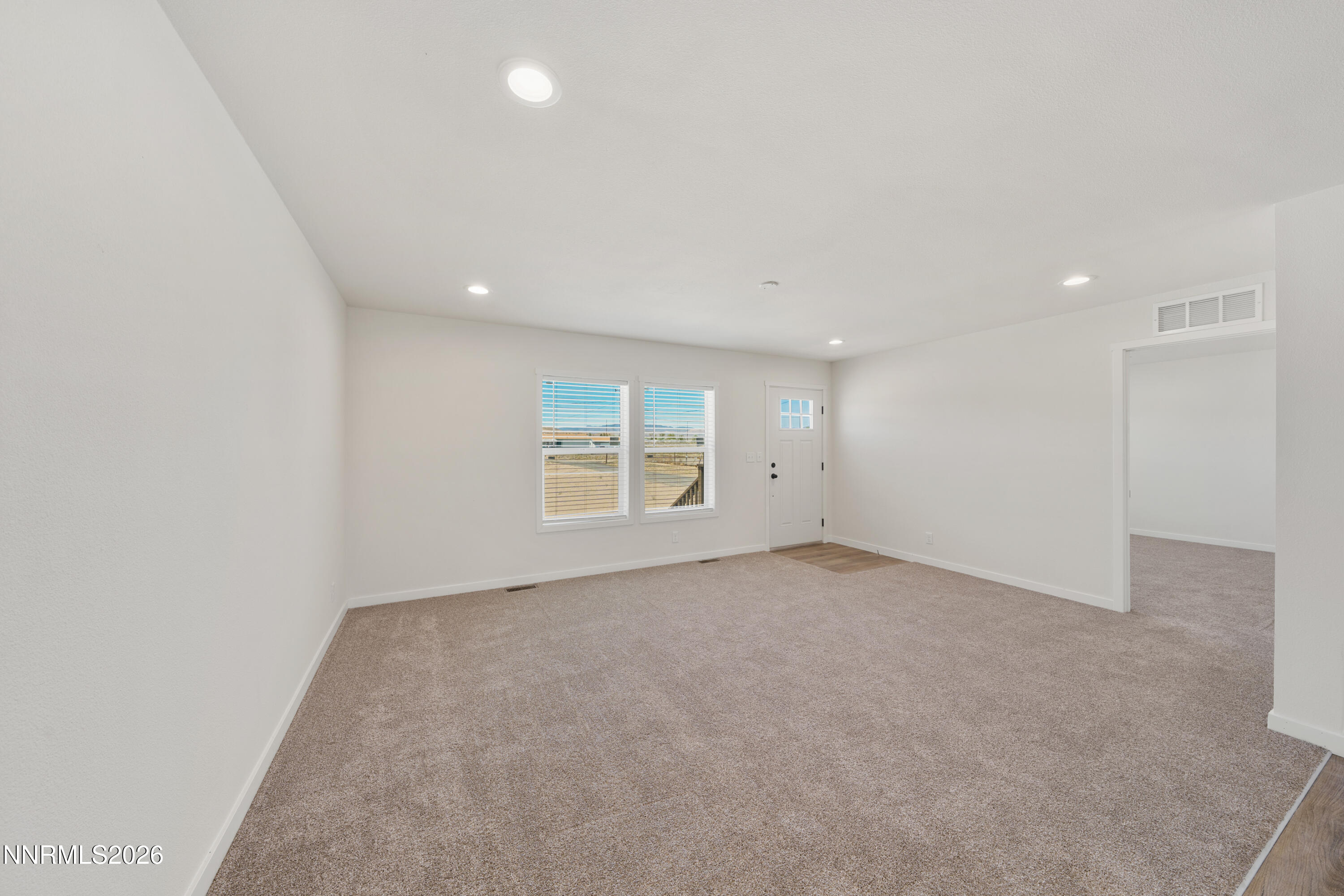 5684 Juniper Street Property Photo 10