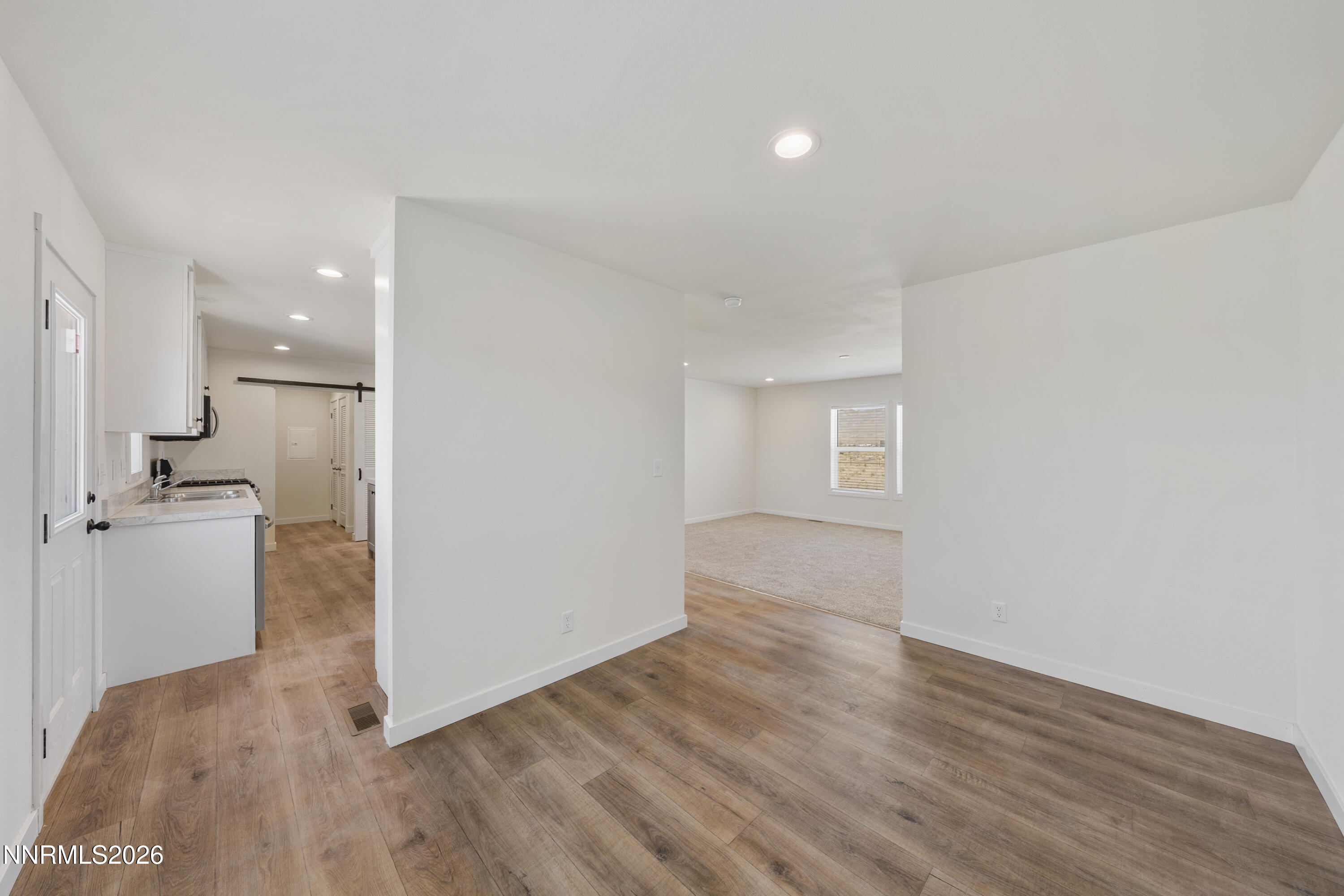 5684 Juniper Street Property Photo 12