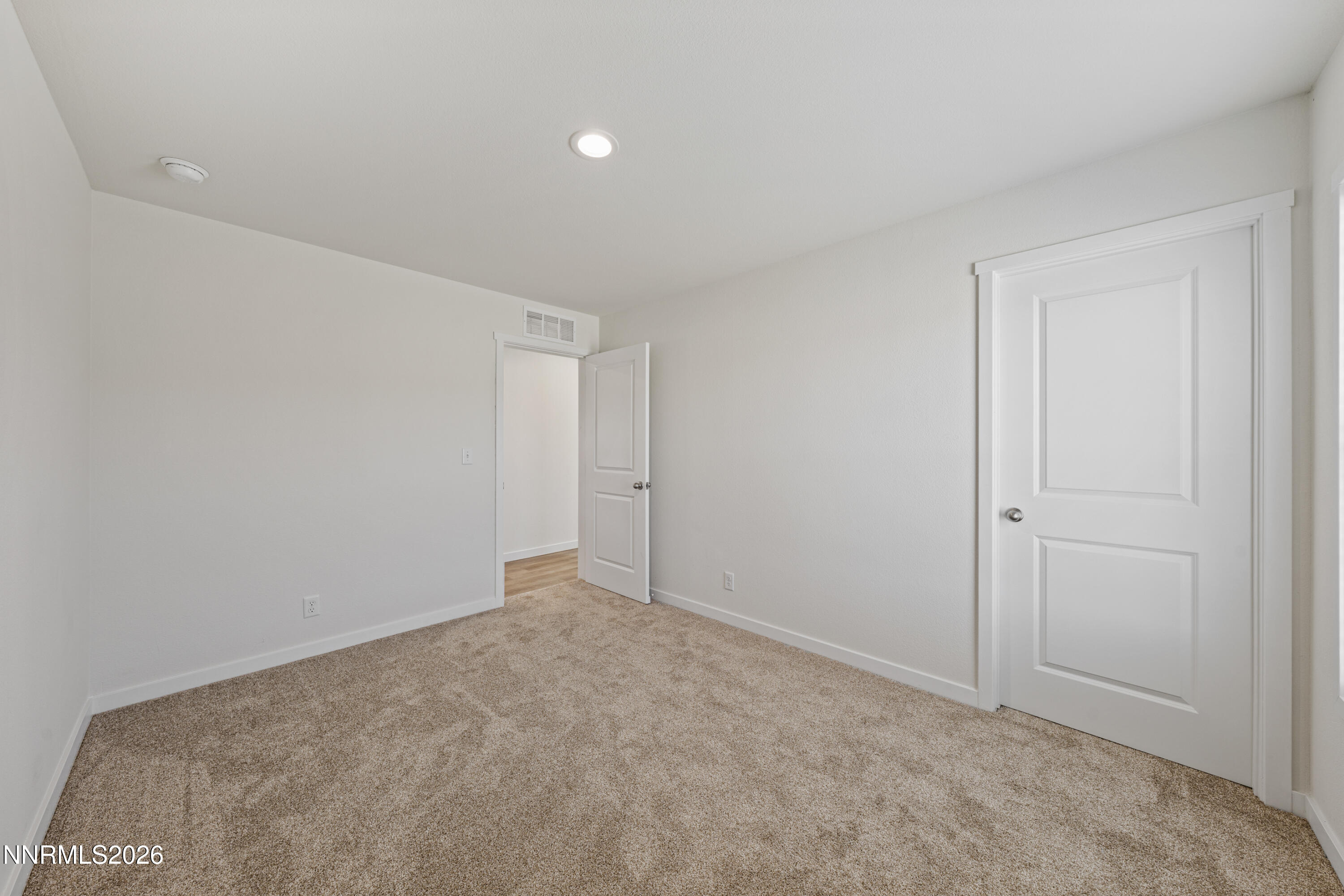 5684 Juniper Street Property Photo 23