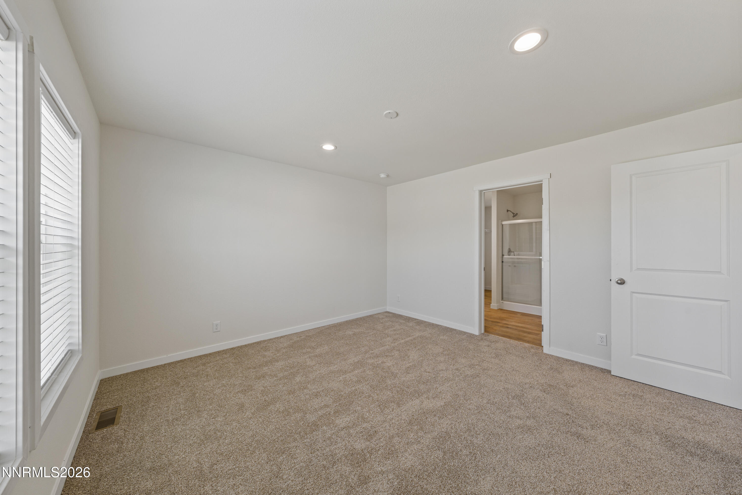5684 Juniper Street Property Photo 32