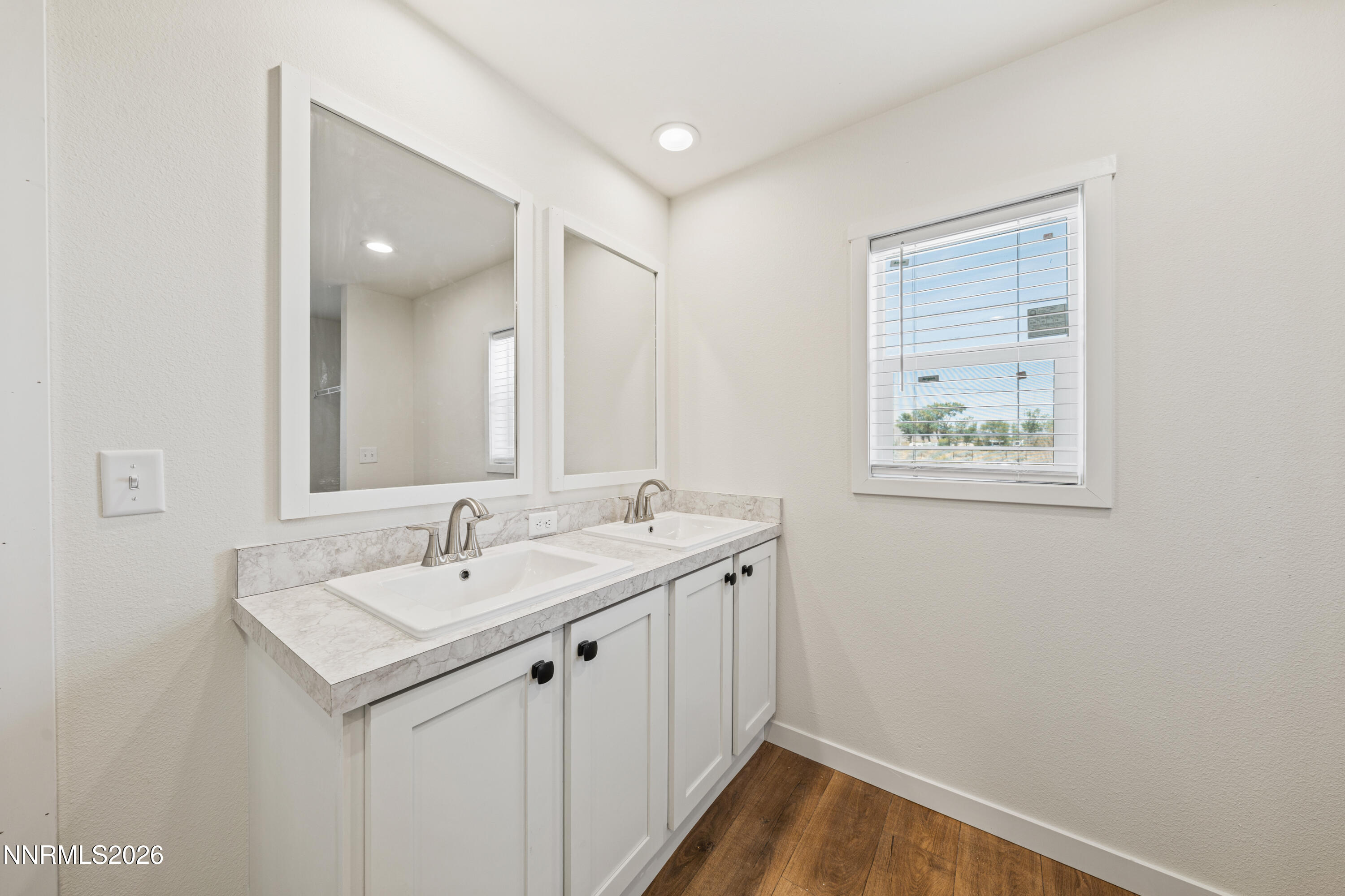 5684 Juniper Street Property Photo 35