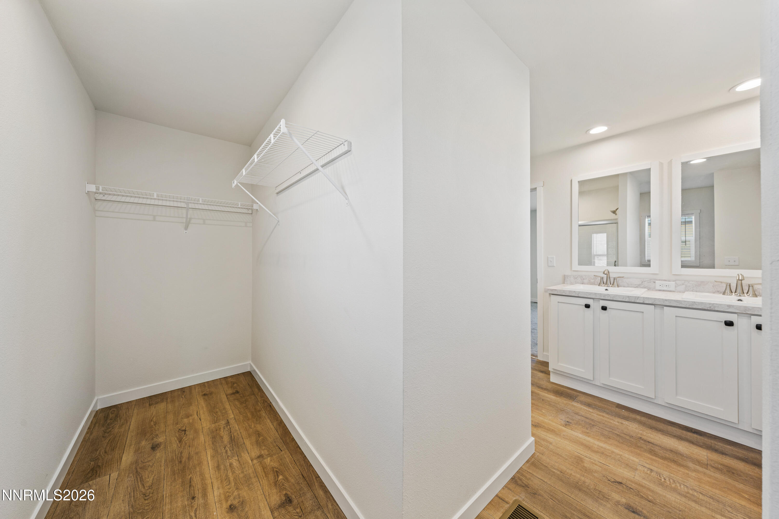 5684 Juniper Street Property Photo 39