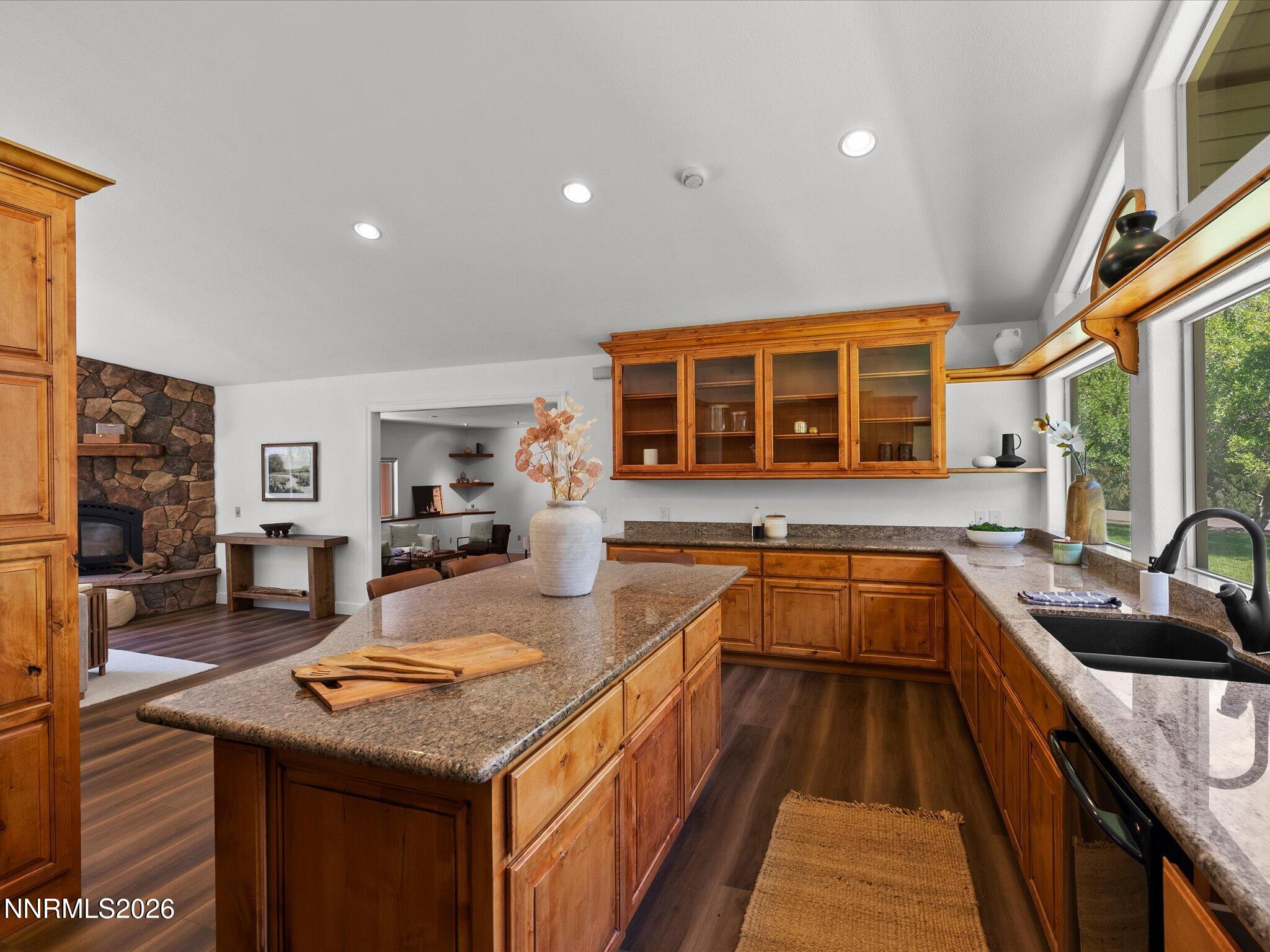 232 Beverly Way Property Photo 12