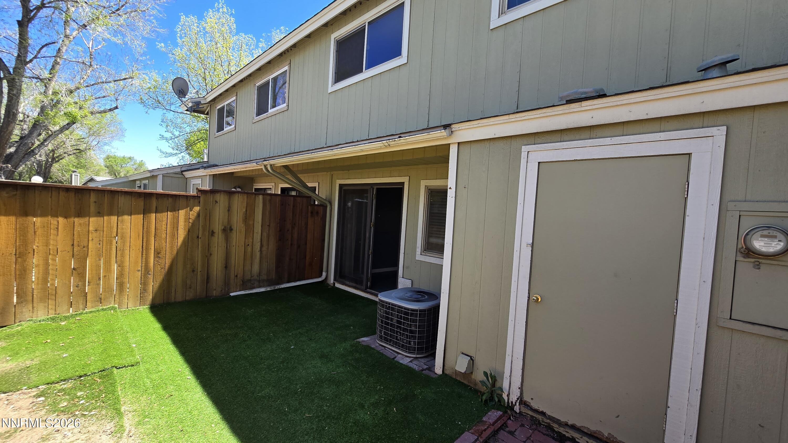 909 Mesa Ridge Drive 3 Property Photo 14