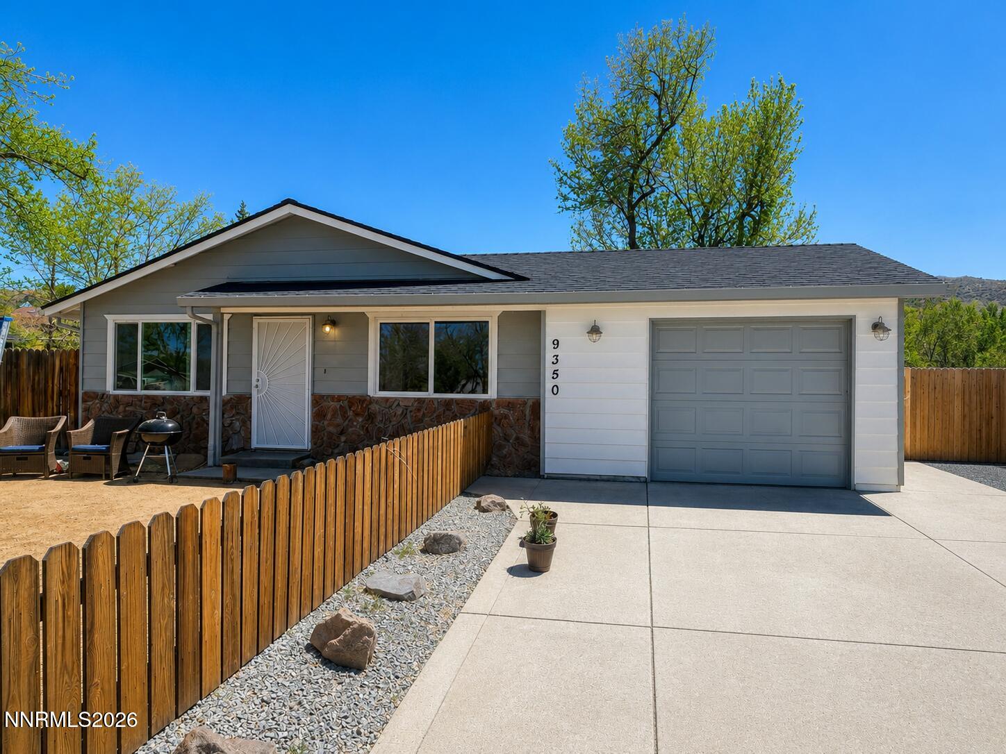 9350 Gremlin Way Property Photo 1