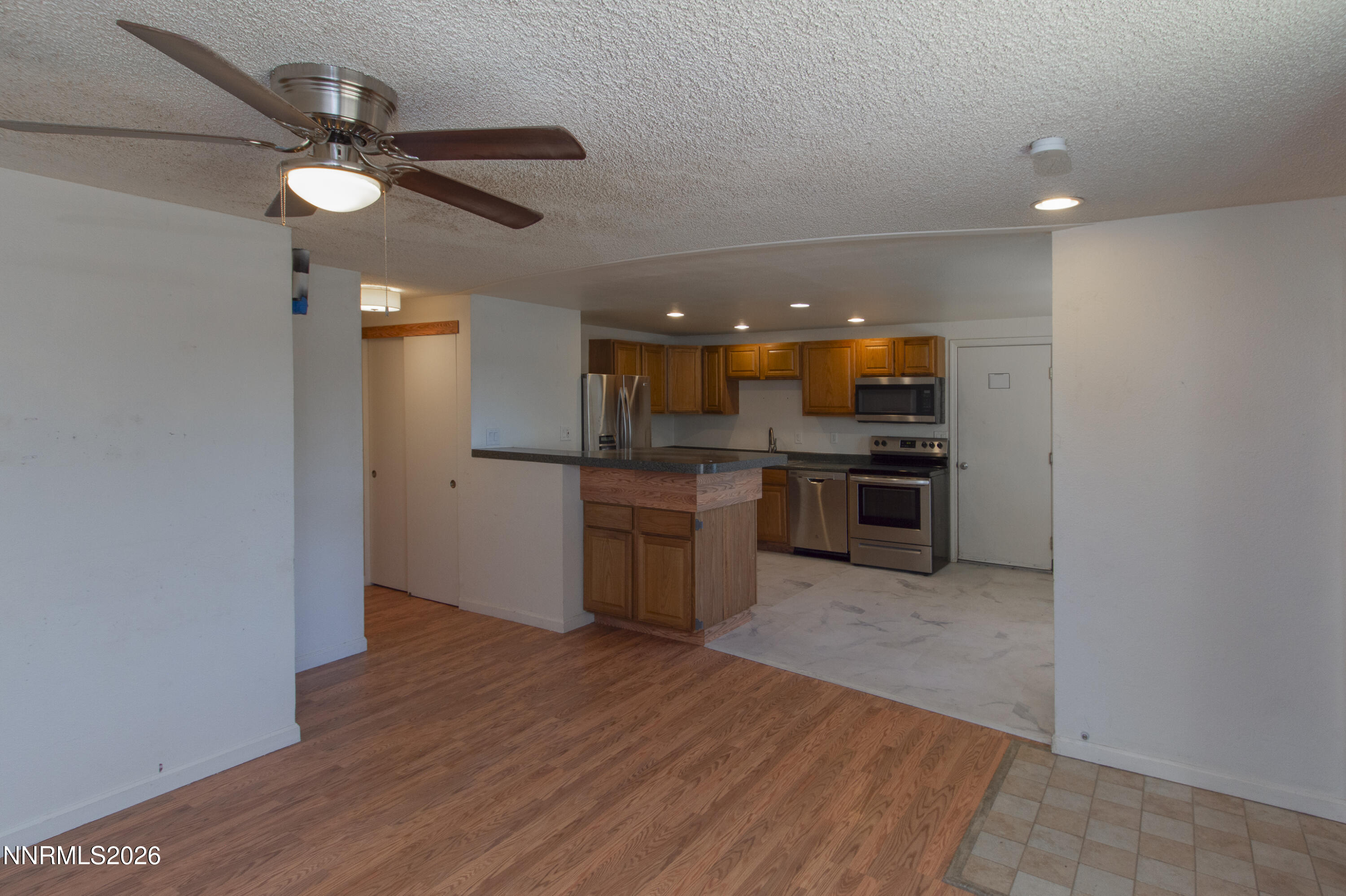 9350 Gremlin Way Property Photo 3