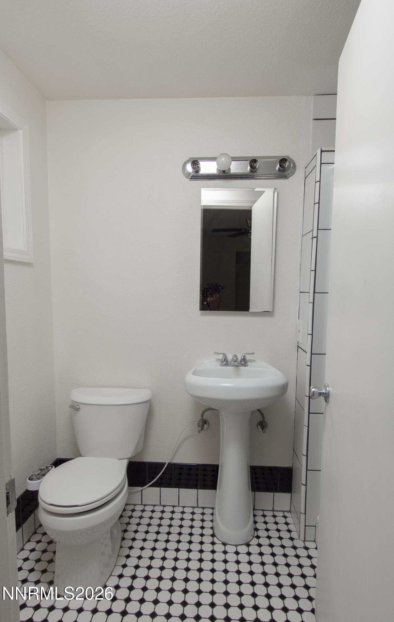 9350 Gremlin Way Property Photo 17