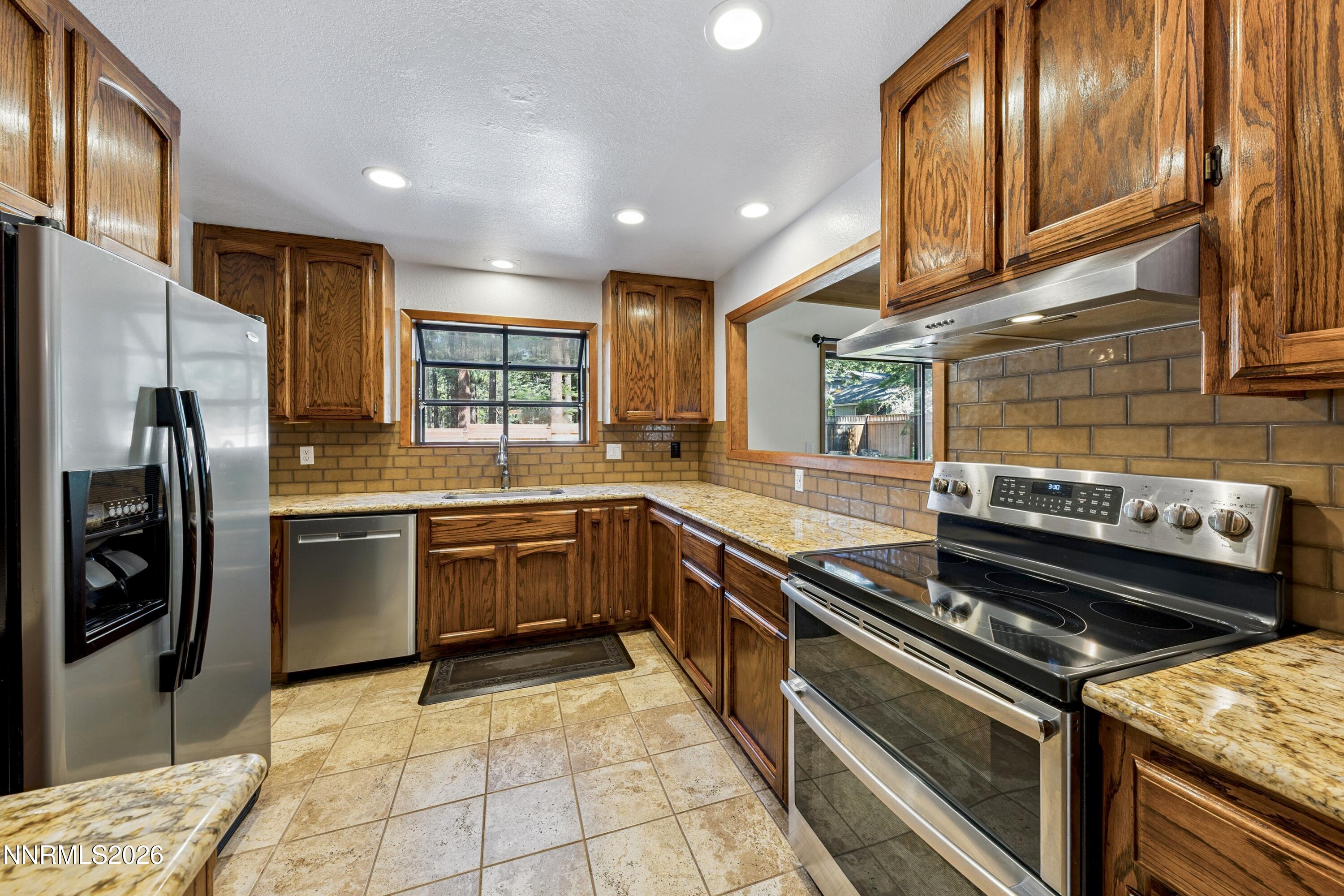 139 Rosewood Circle Property Photo 10