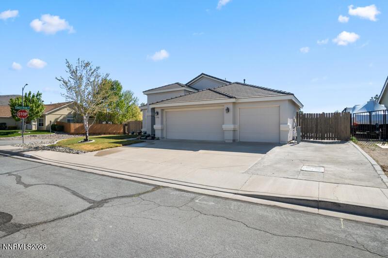 17890 Thunder River Drive Property Photo 2