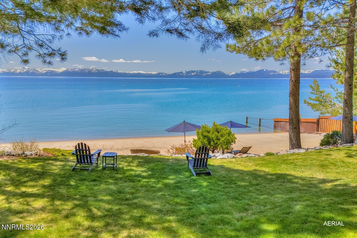 1011 Lakeshore Boulevard Property Photo 3