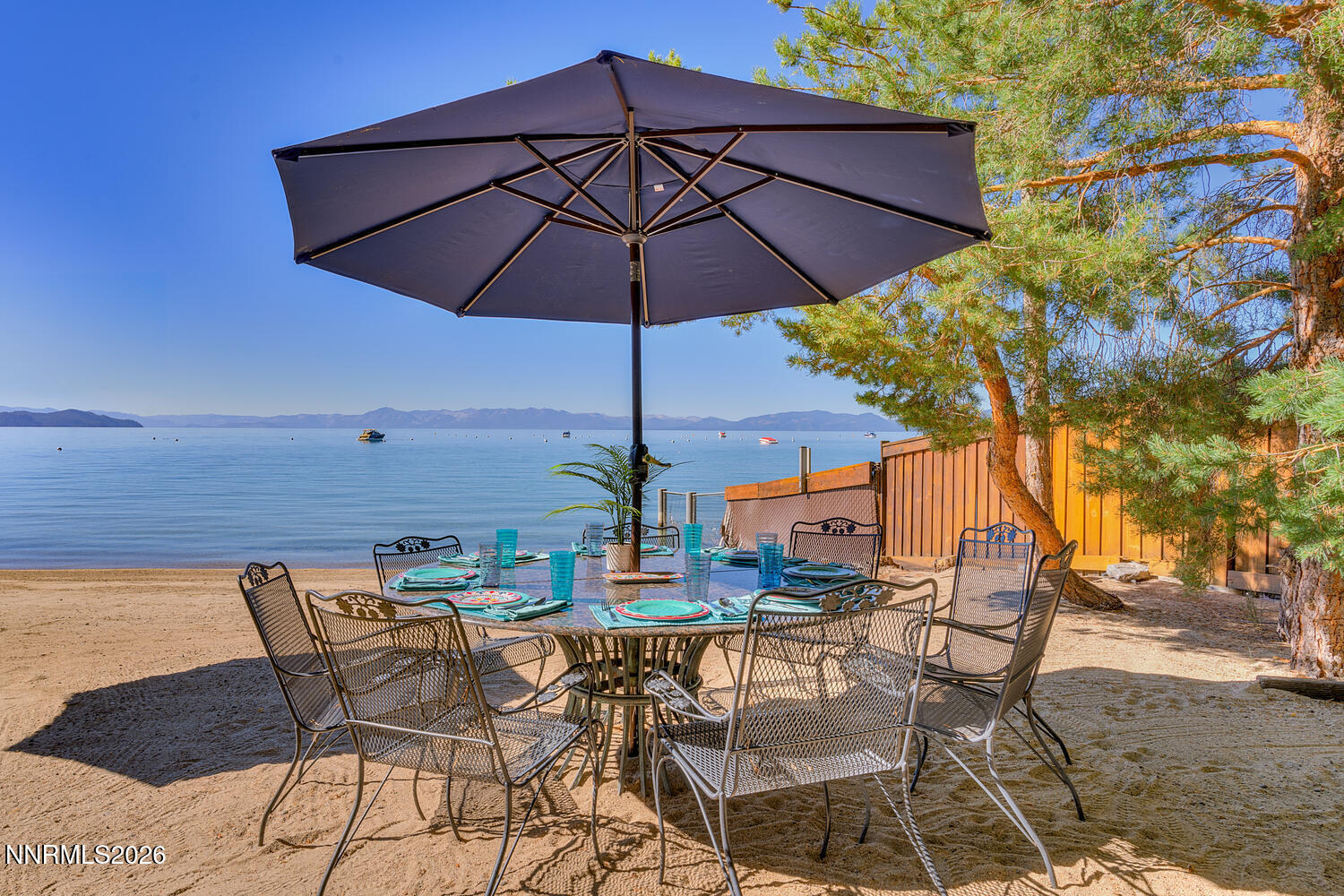 1011 Lakeshore Boulevard Property Photo 4