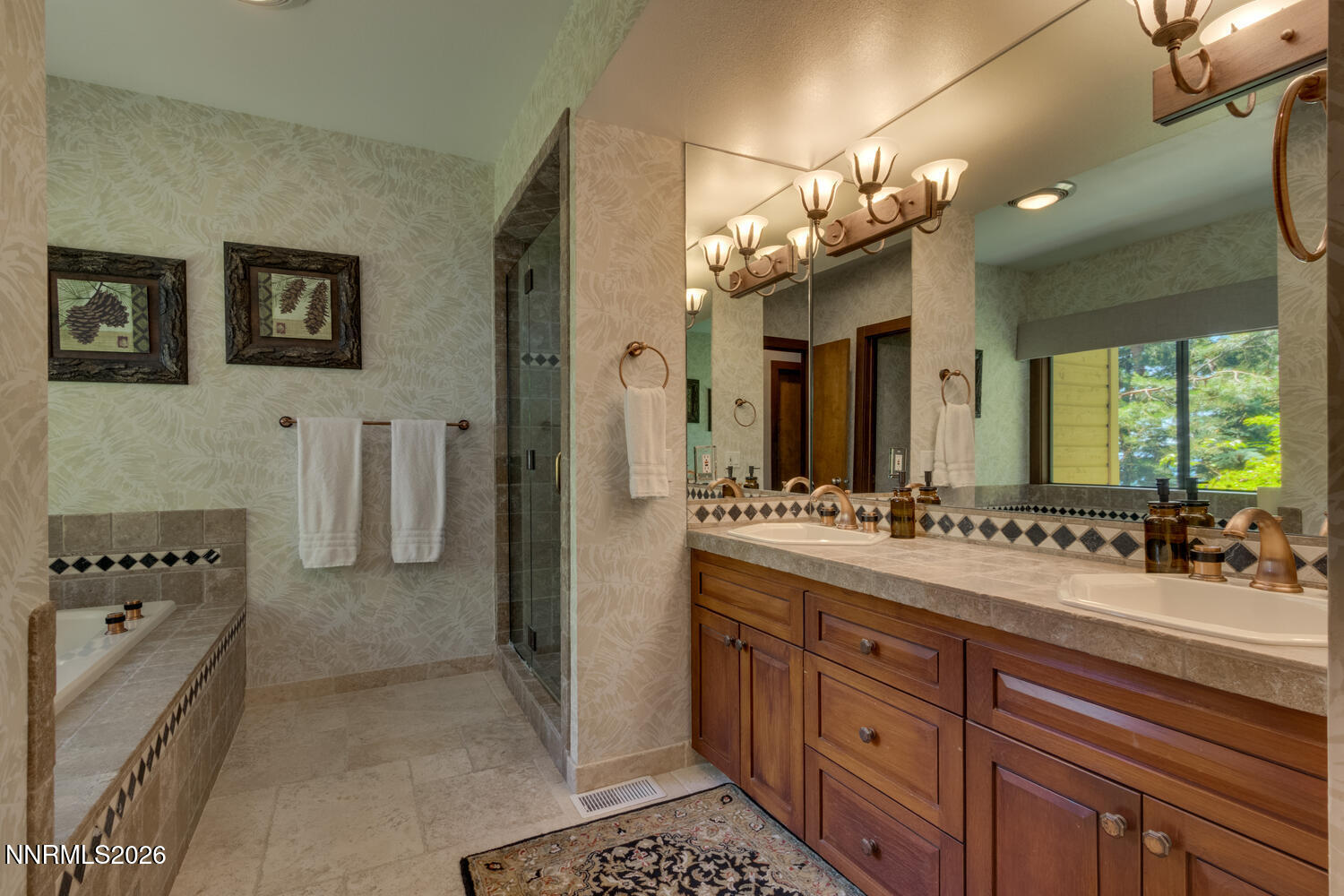 1011 Lakeshore Boulevard Property Photo 26