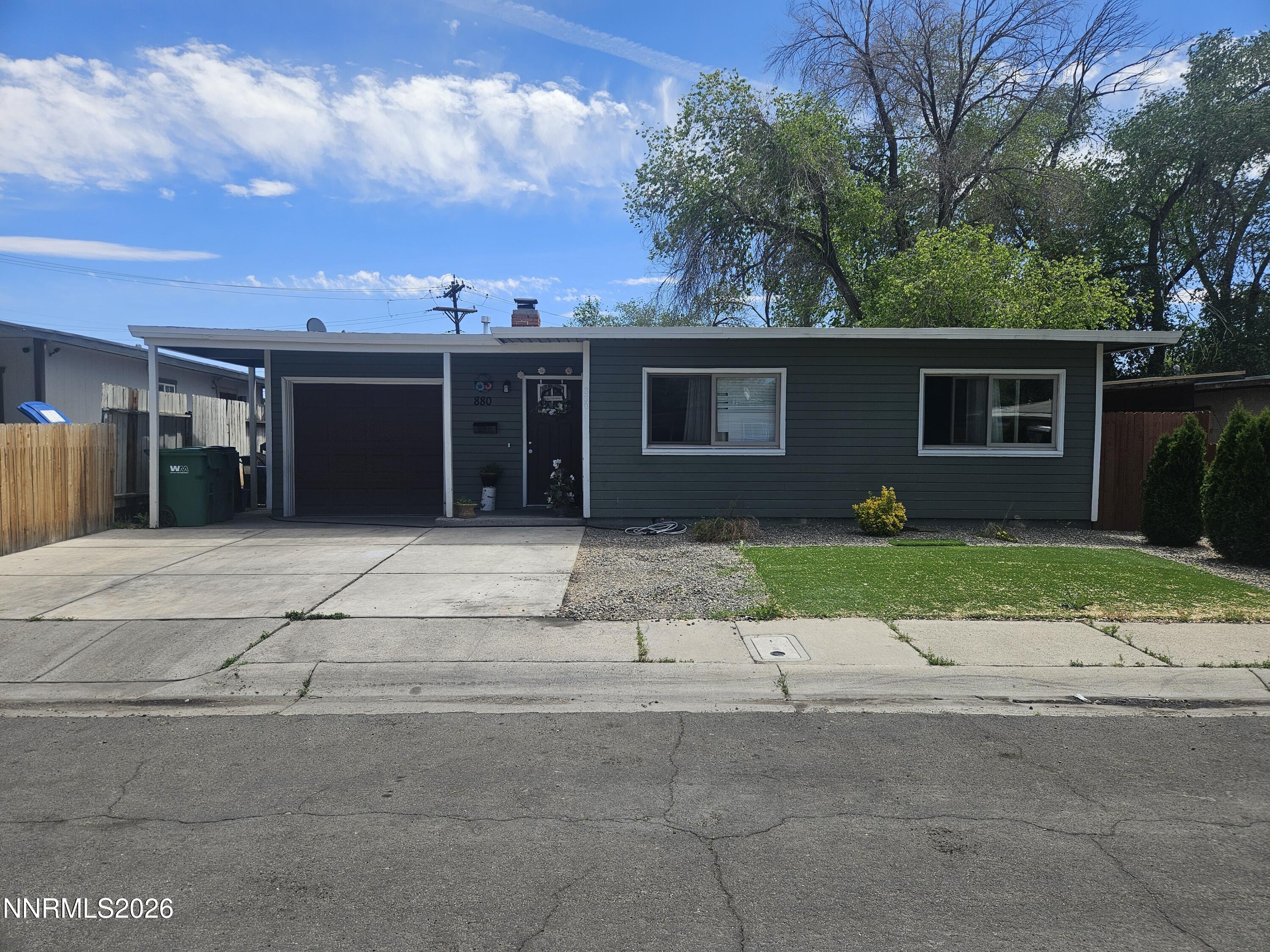880 Southworth Drive Property Photo 1