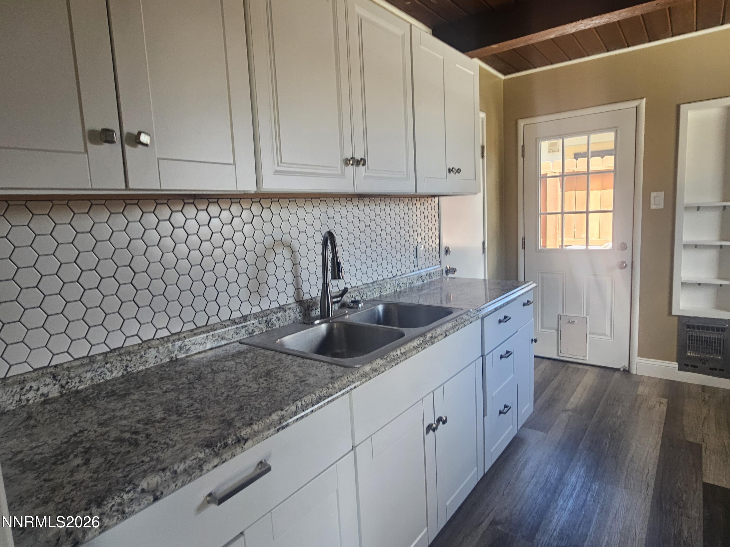 880 Southworth Drive Property Photo 8