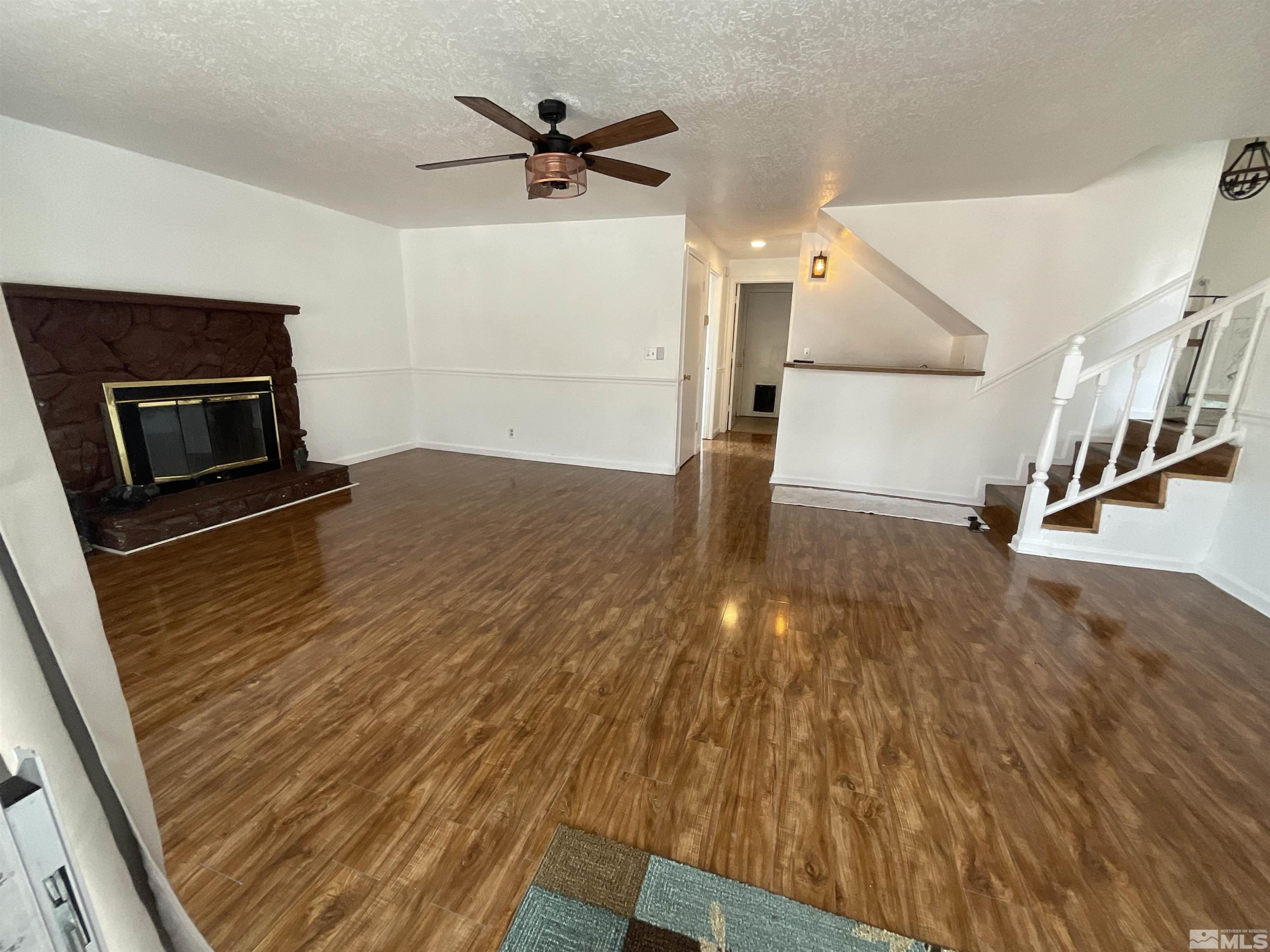 3268 Bunker Hill Lane Property Photo 2