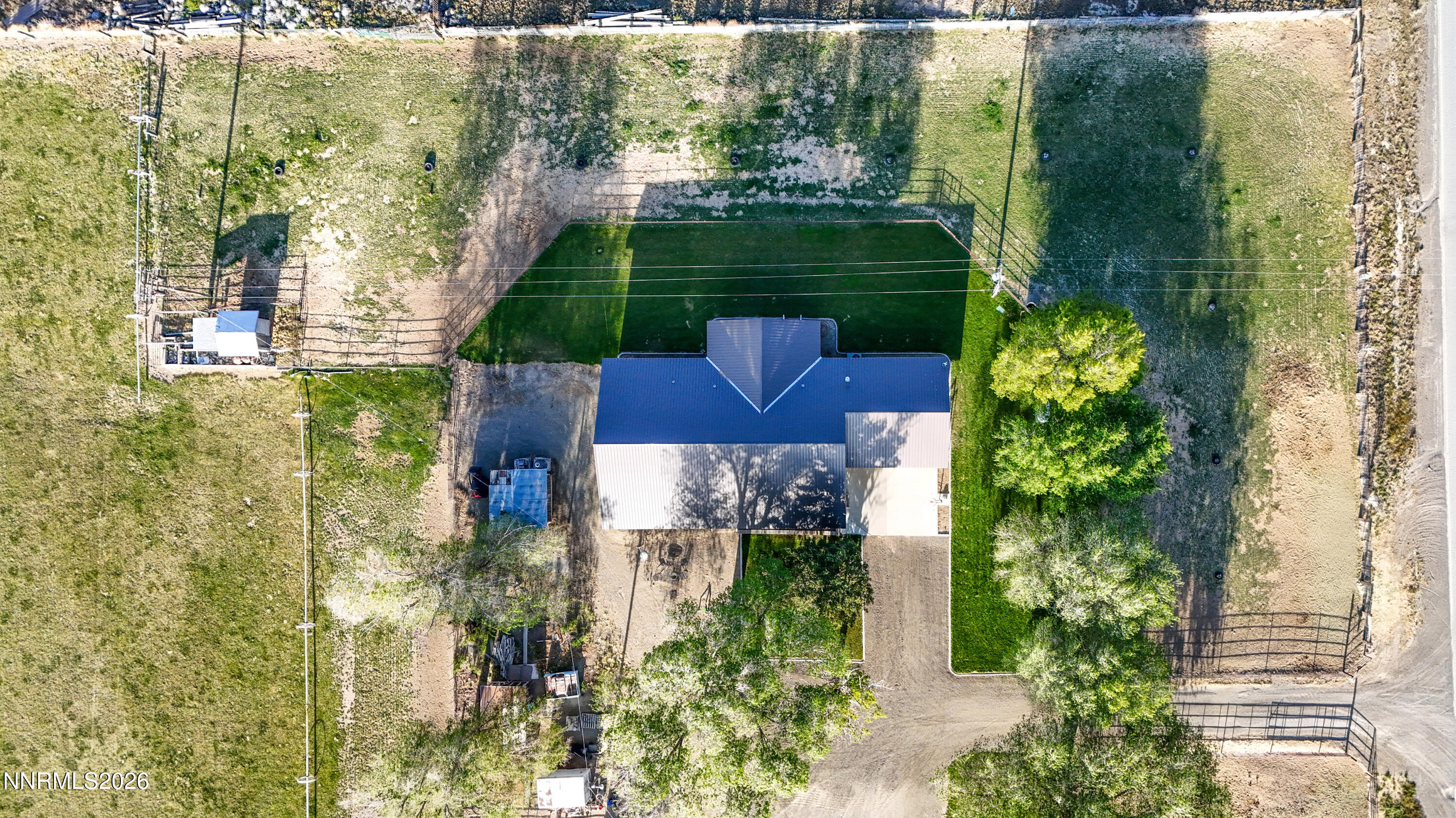 3485 E Commander Drive Property Photo 6
