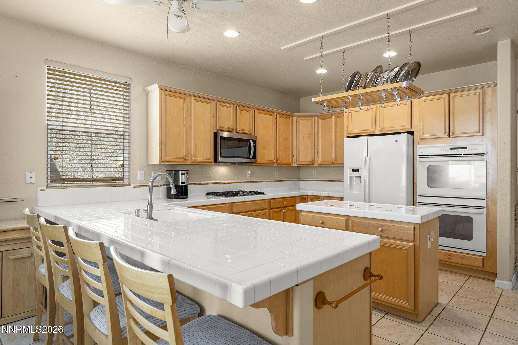 3095 10 Mile Drive Property Photo 8