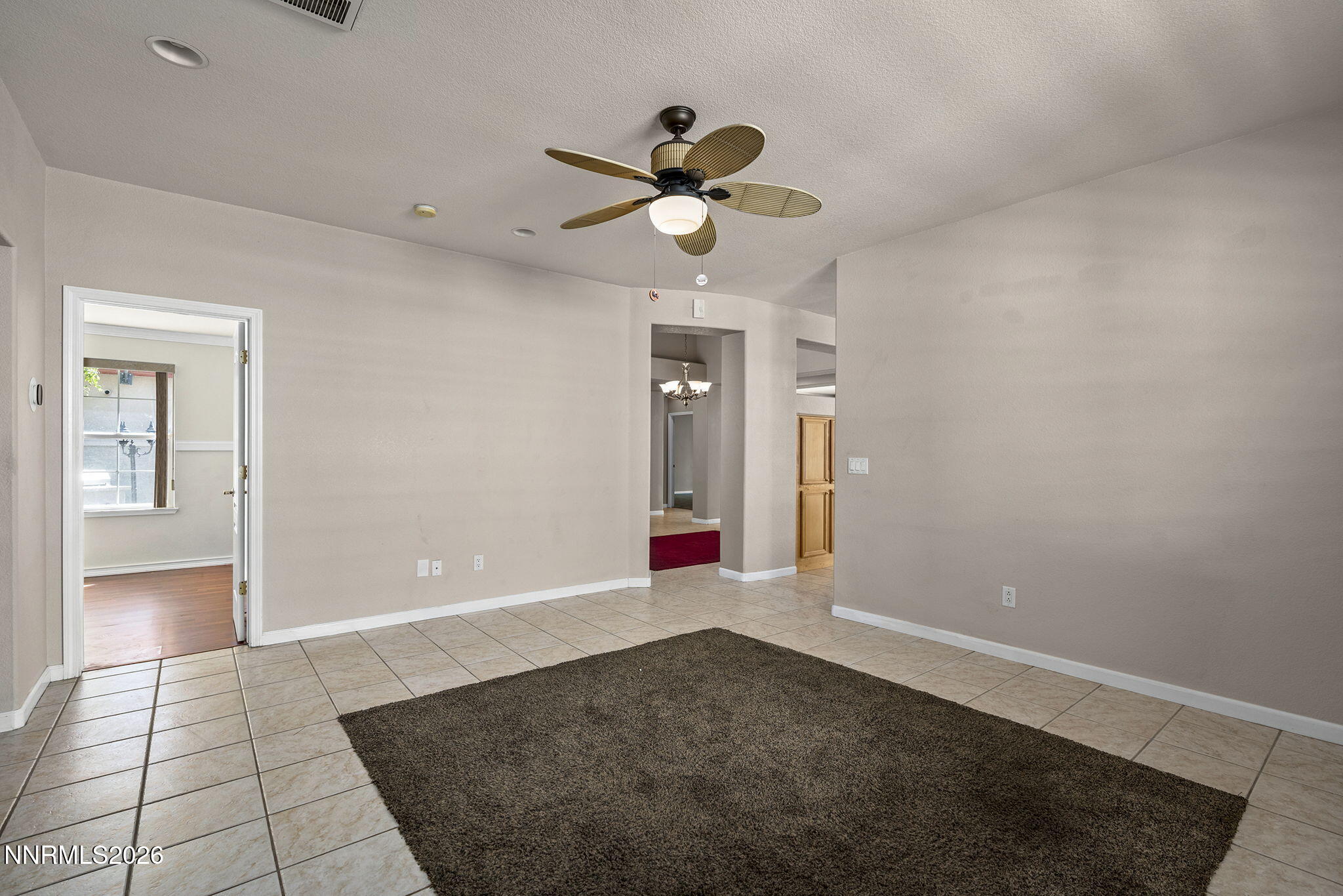 3095 10 Mile Drive Property Photo 11