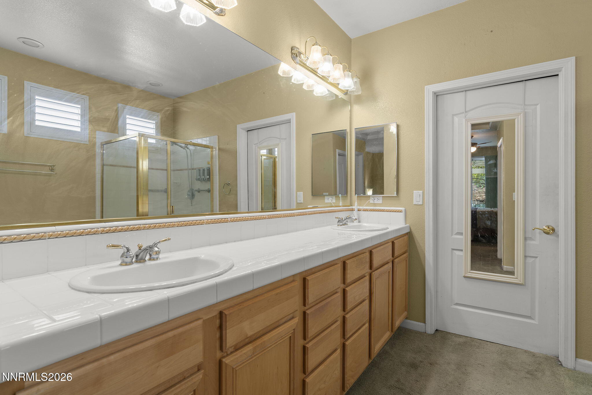 3095 10 Mile Drive Property Photo 16