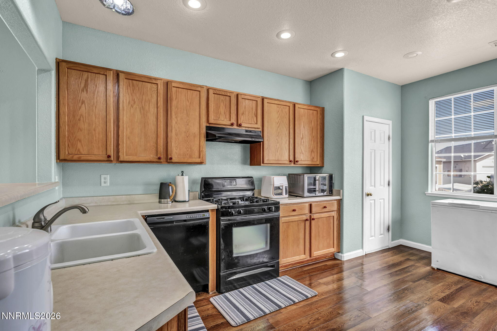 570 Sunrise Circle Property Photo 16