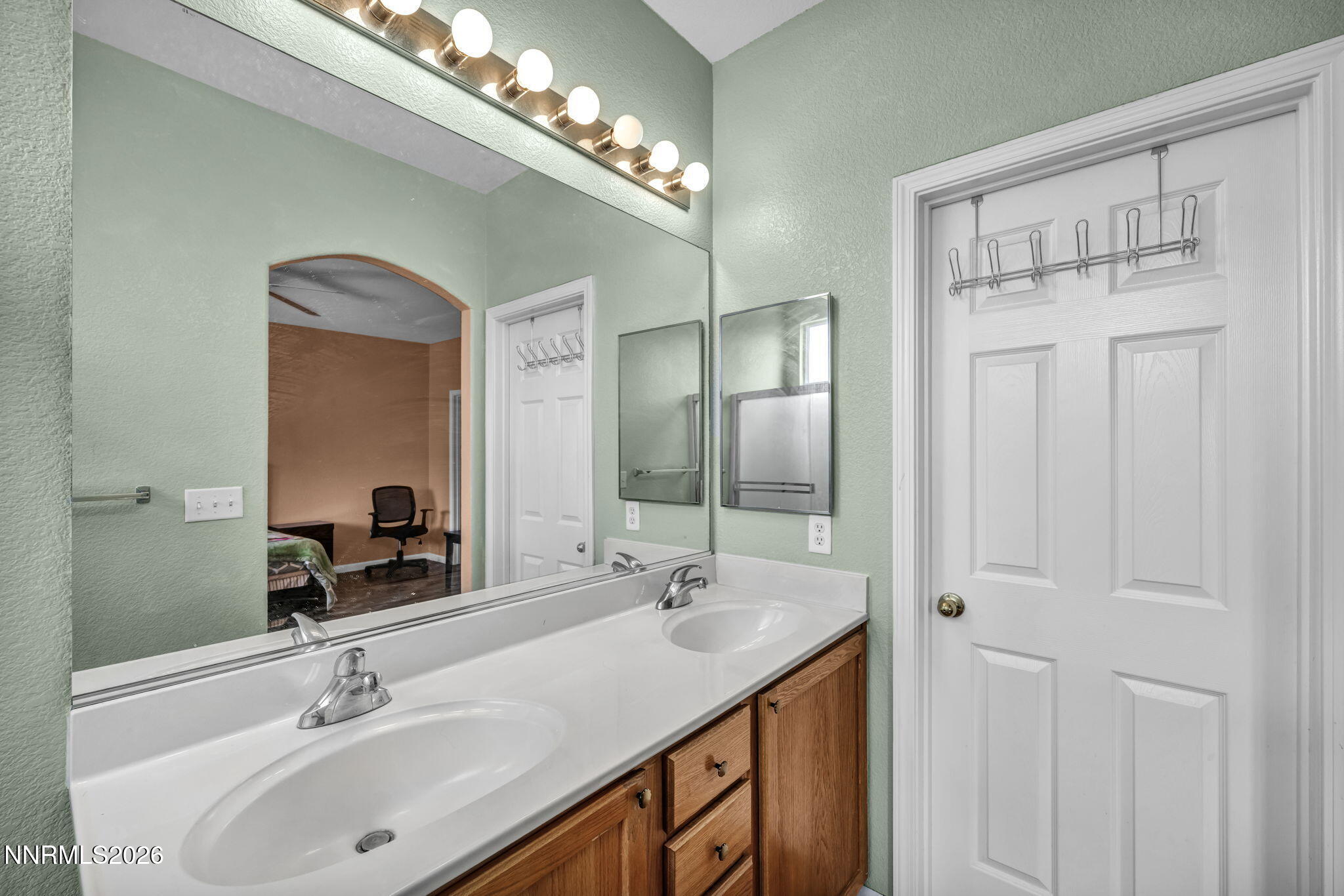 570 Sunrise Circle Property Photo 22