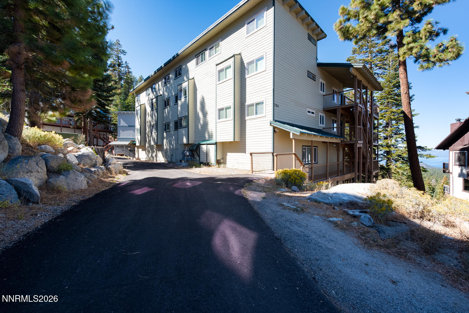 754 Milky Way Court # B Property Photo 2