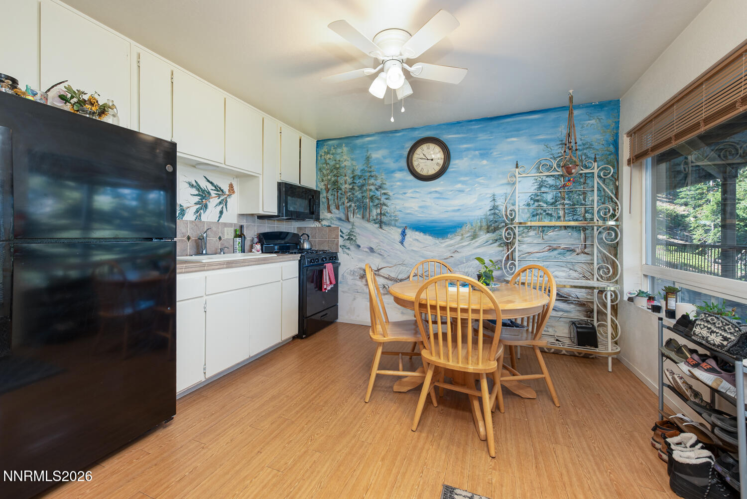754 Milky Way Court # B Property Photo 9