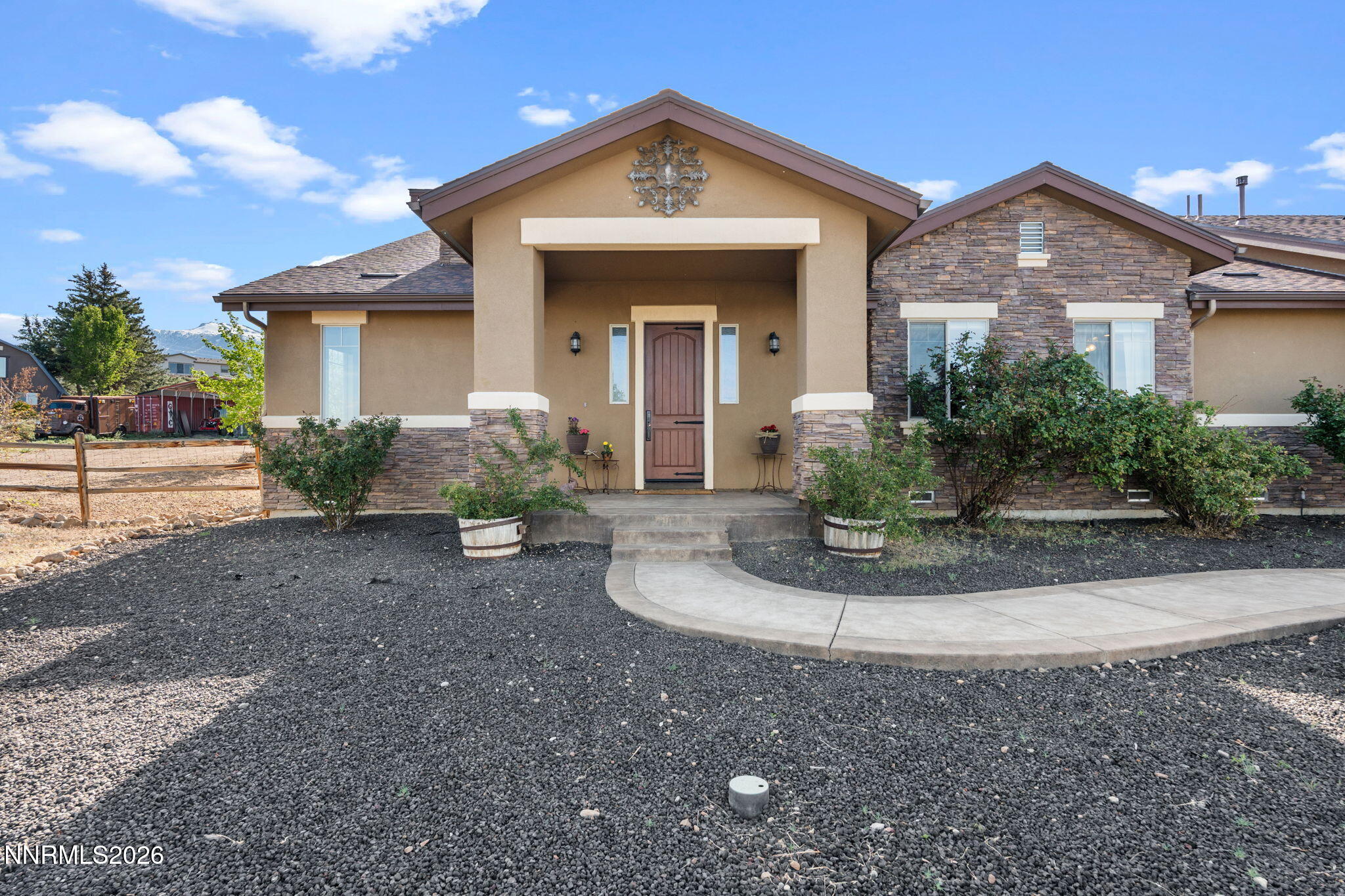 5764 Carl Dr Drive Property Photo 4