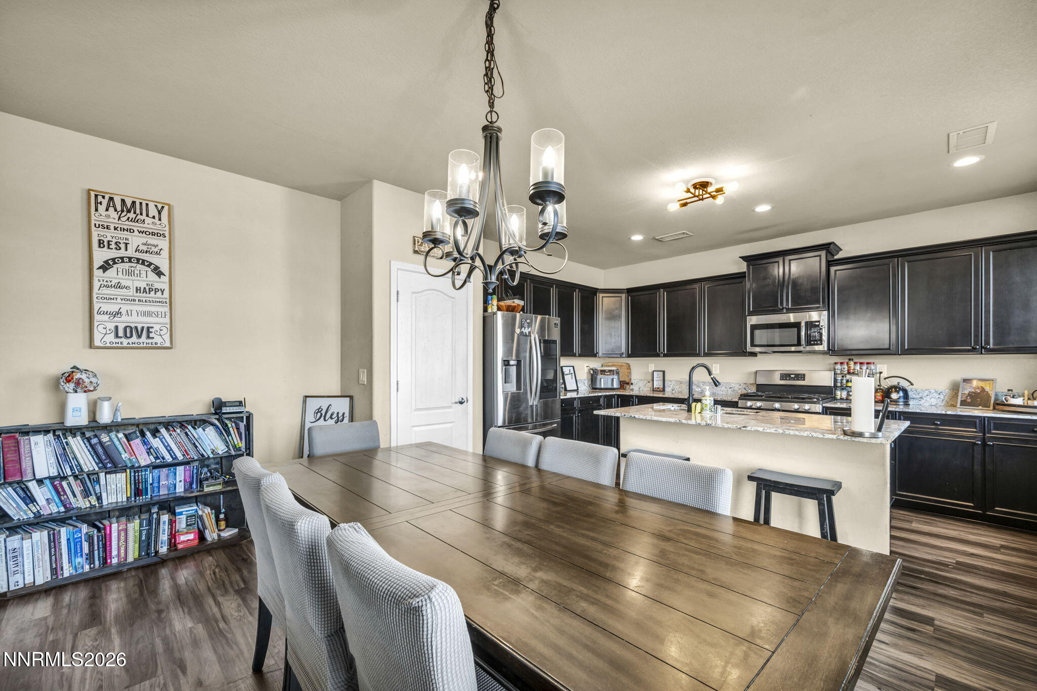 334 Granite Court Property Photo 15