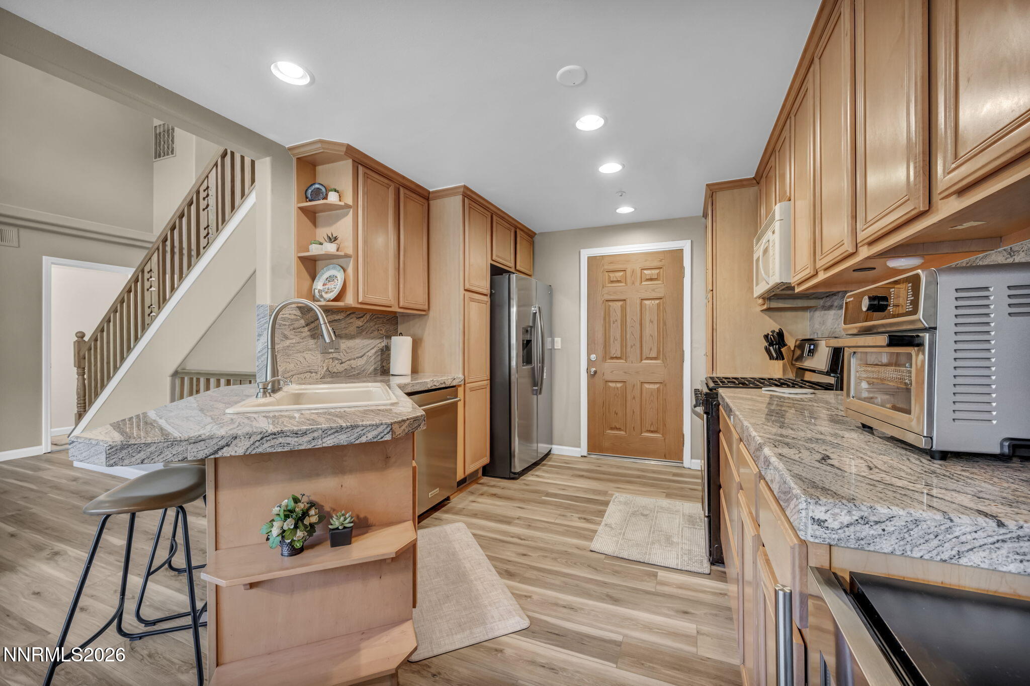 400 Fairview Boulevard Unit 215 Property Photo 3